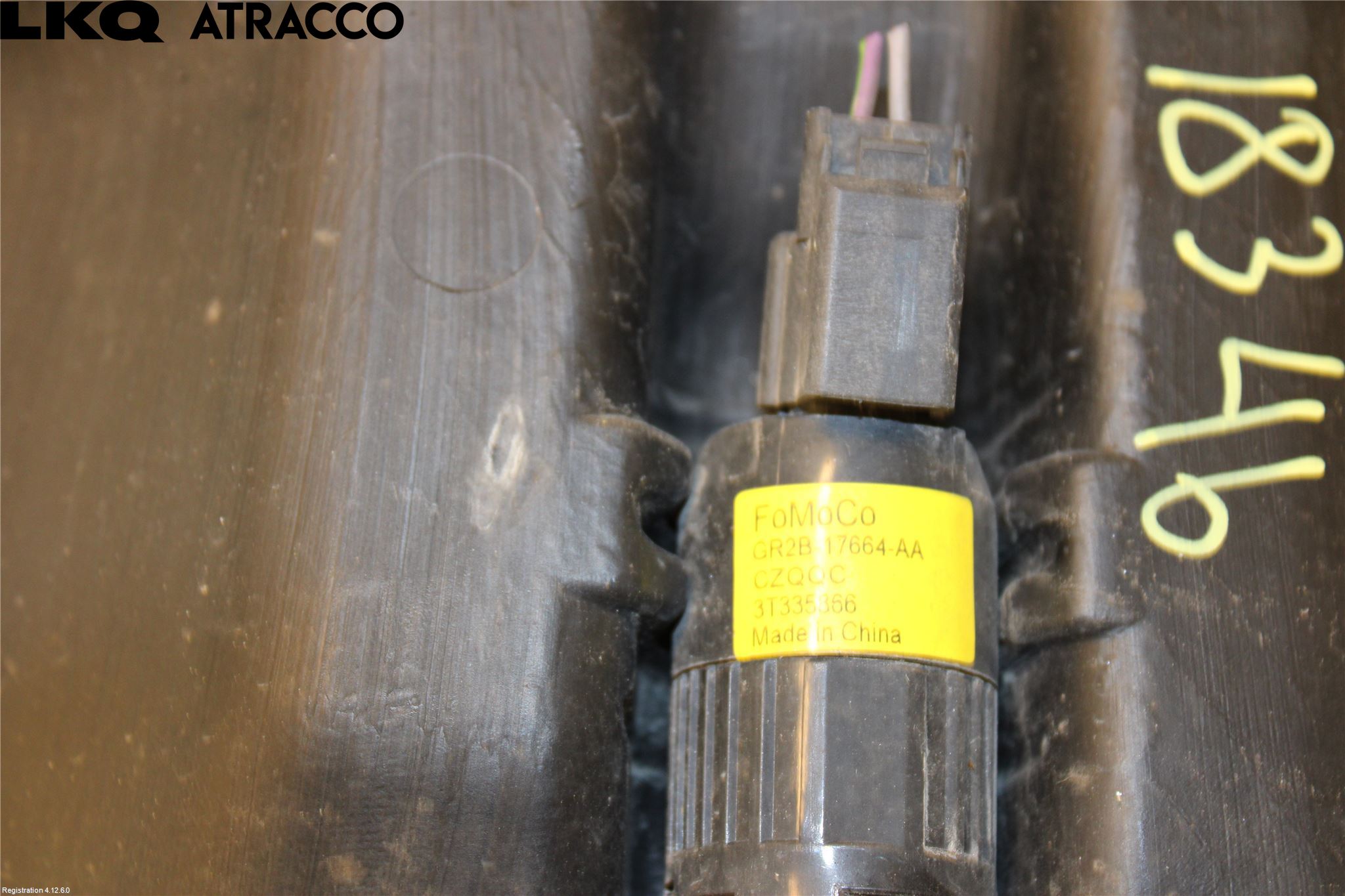 Ford TRANSIT/TOURNEO CONNECT 13-22 Spolarpump Vindruta