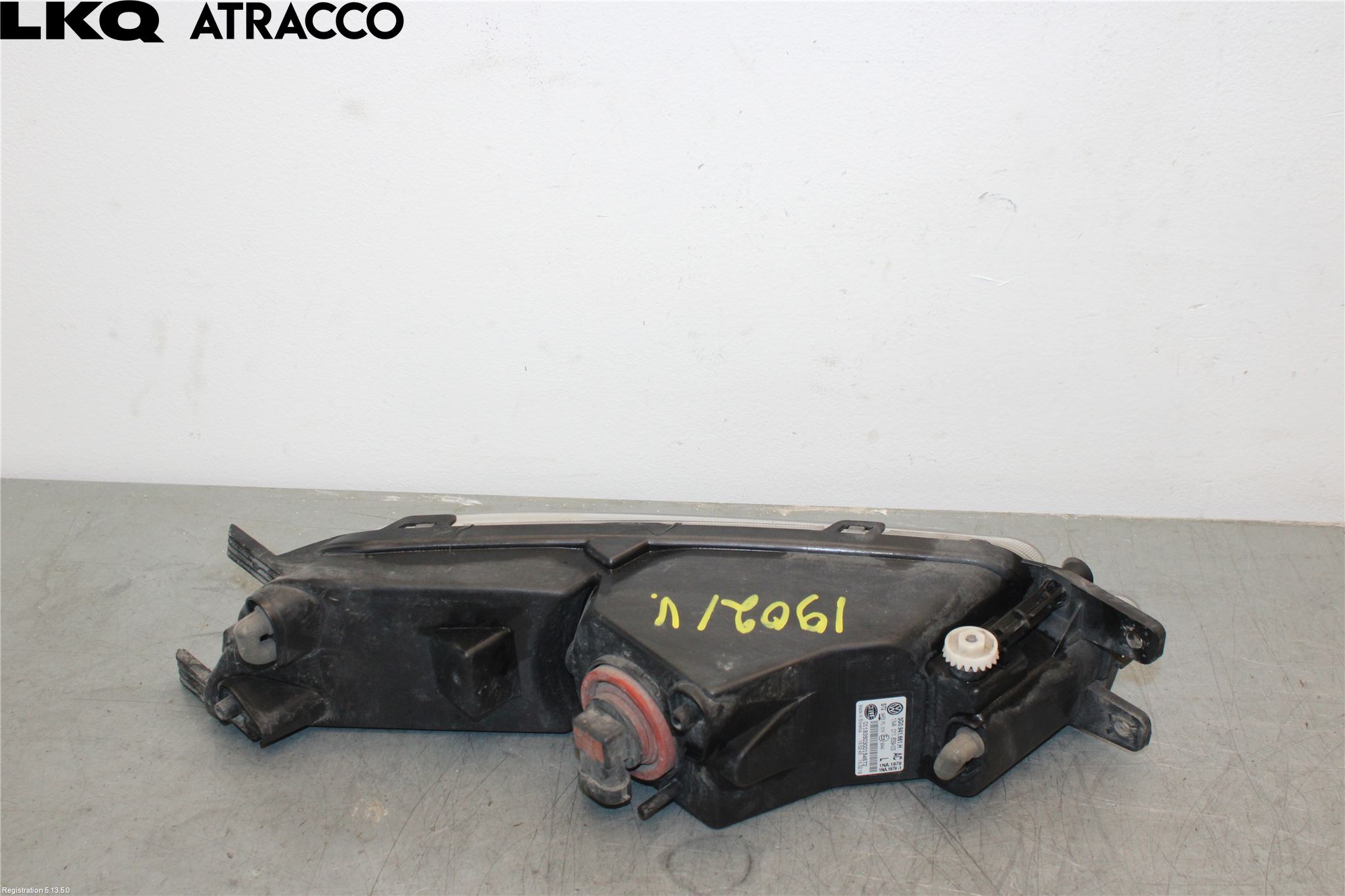 Volkswagen VW PASSAT 15-19 Dimljus-Varselljus Fram
