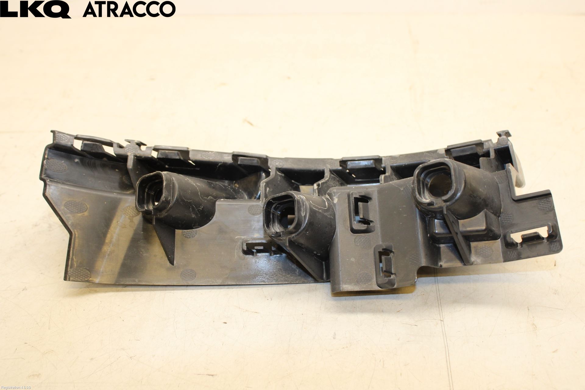 Mercedes-Benz MB EQB (X243) 22- Stötfångarfäste Bak Hö