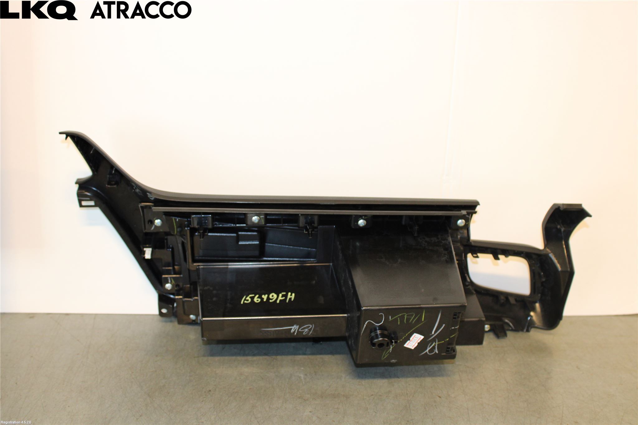 Isuzu D-MAX Instrumentbräda Förvaringsfack