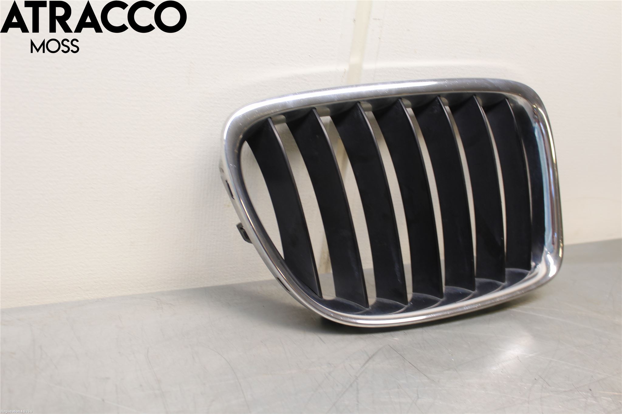 BMW X1 E84 10-15 Grilldel Höger