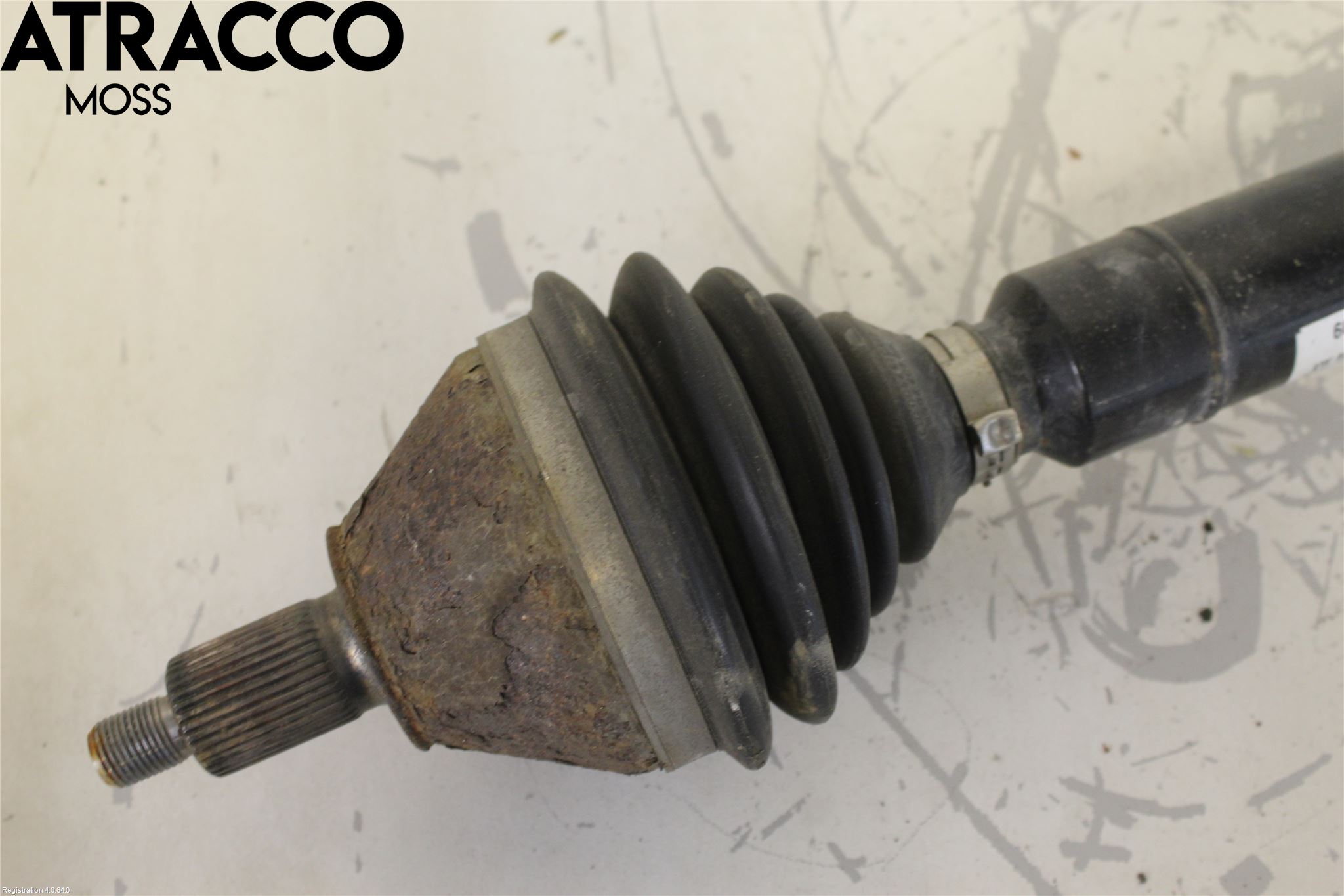 Skoda RAPID Drivaxel Fram Höger