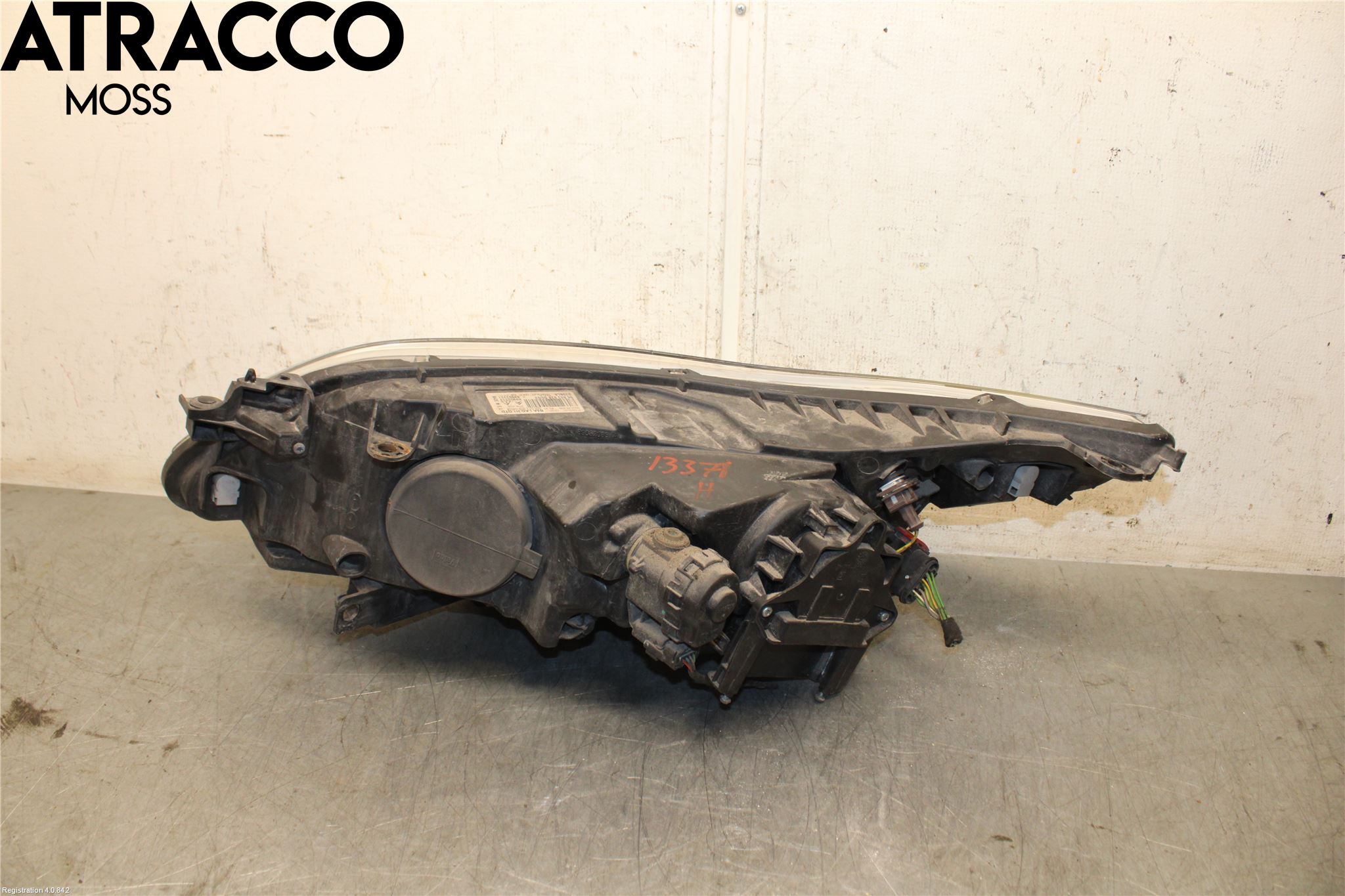 Citroen C4 II 11-18 Strålkastare Höger