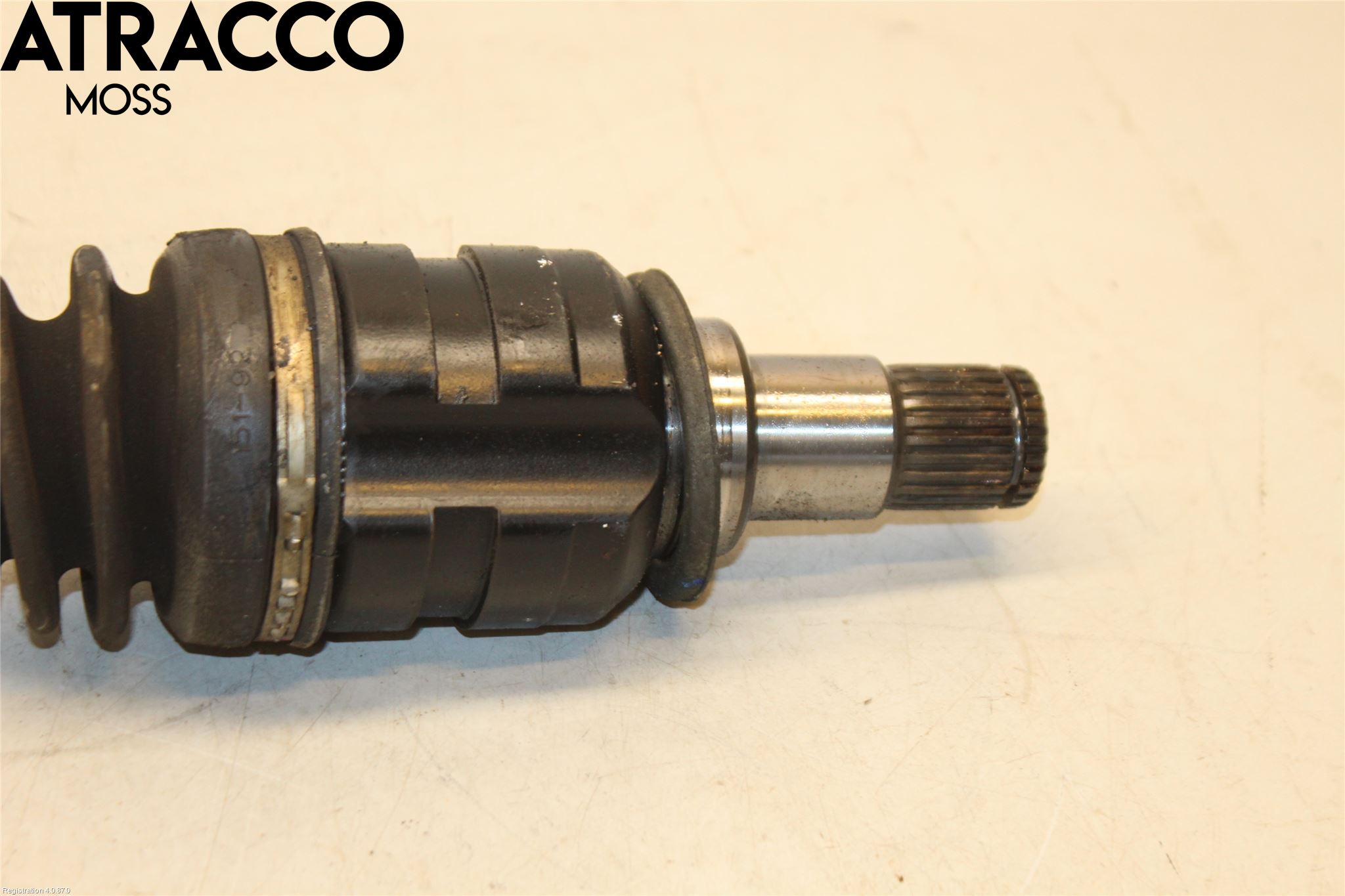 Toyota AURIS 13-19 Drivaxel Fram Vänster