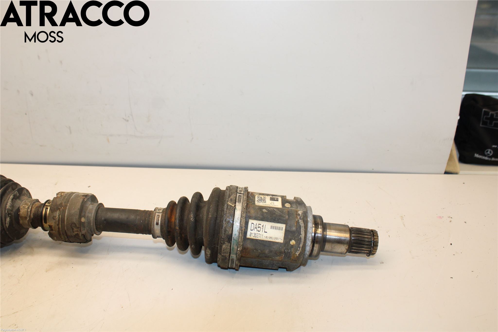 Toyota YARIS XP130 12-14 Drivaxel Fram Vänster