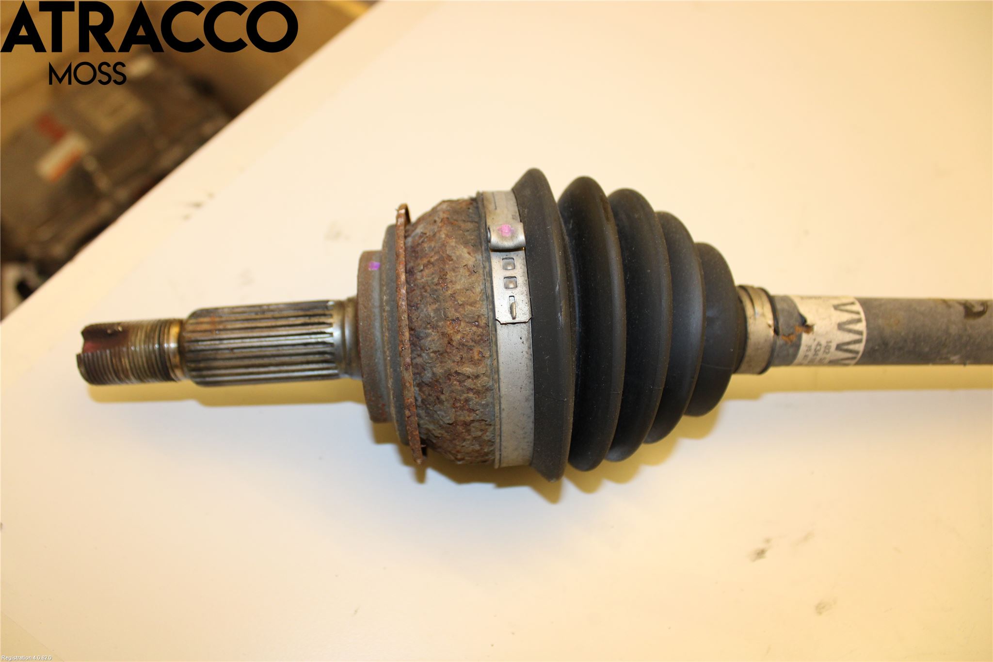 Toyota YARIS XP130 15-20 Drivaxel Fram Höger