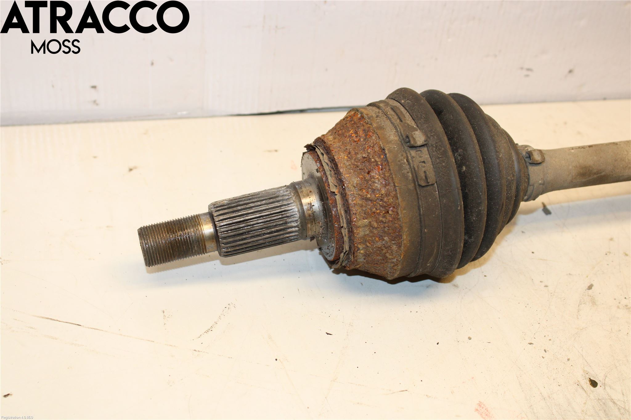 Porsche CAYENNE 03- Drivaxel Fram Vänster