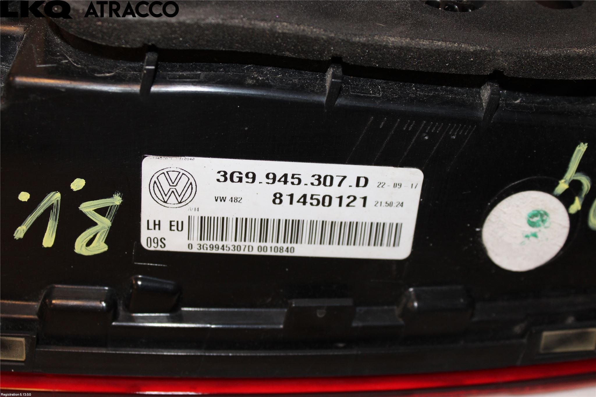 Volkswagen VW PASSAT 15-19 Bakljus Lucka Vä