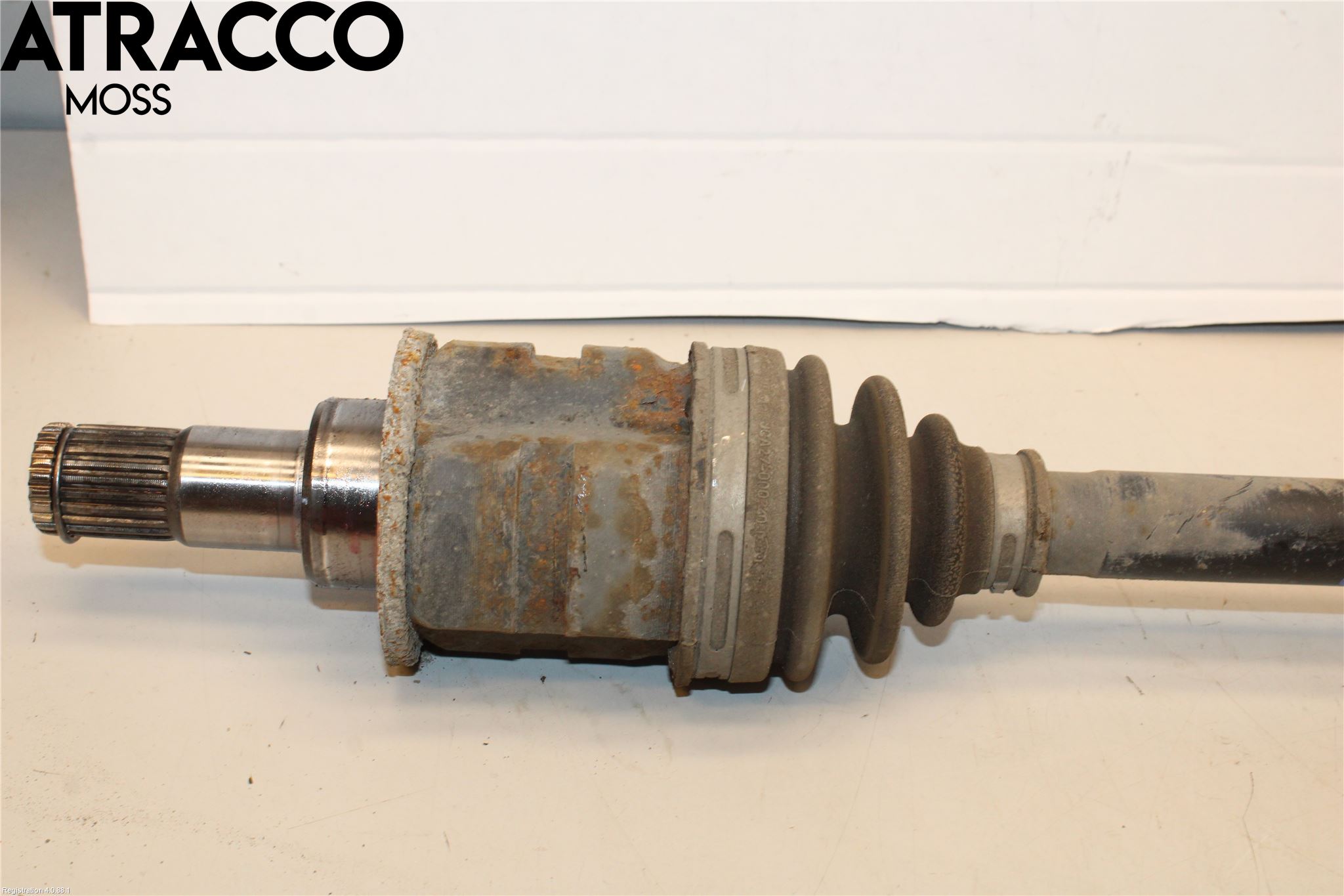 Toyota RAV4 19- Drivaxel Bak Höger