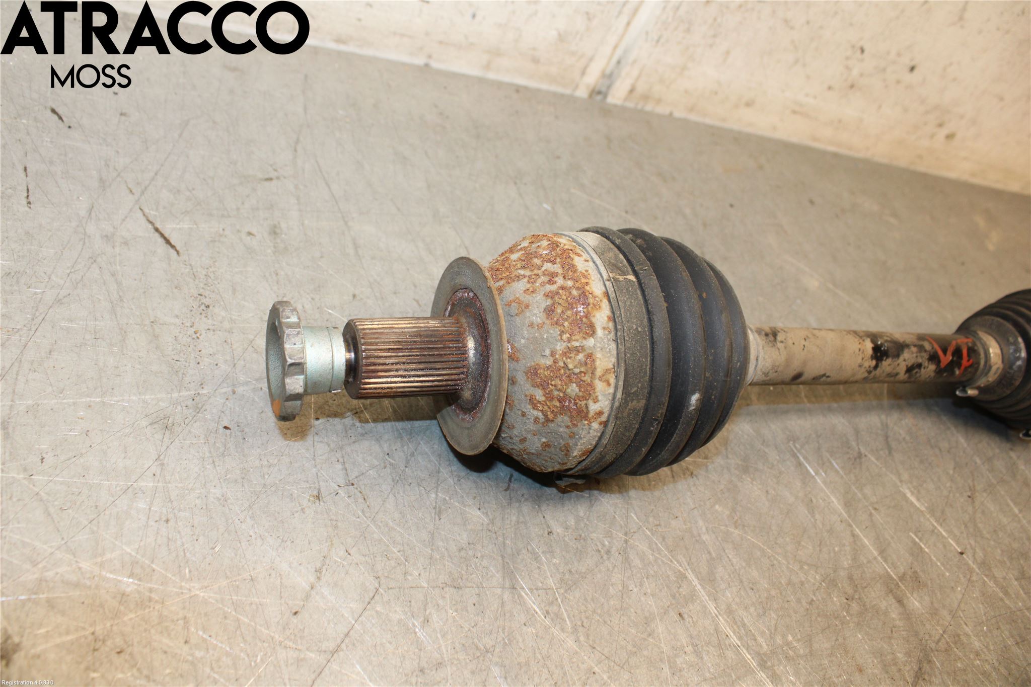Volkswagen VW POLO 10-17 Drivaxel Fram Vänster