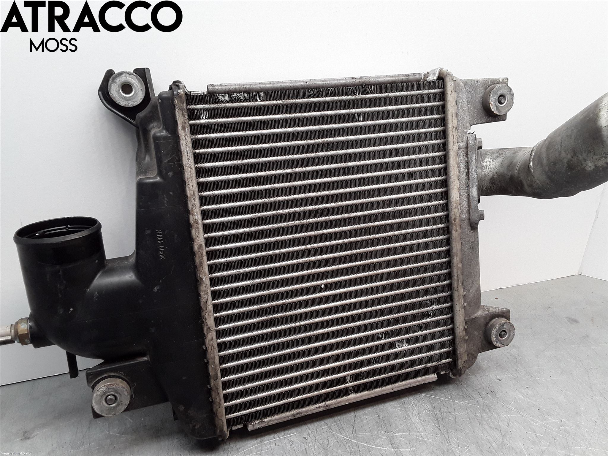 Toyota HI-ACE 06-12 Laddluft-Intercooler Kyl
