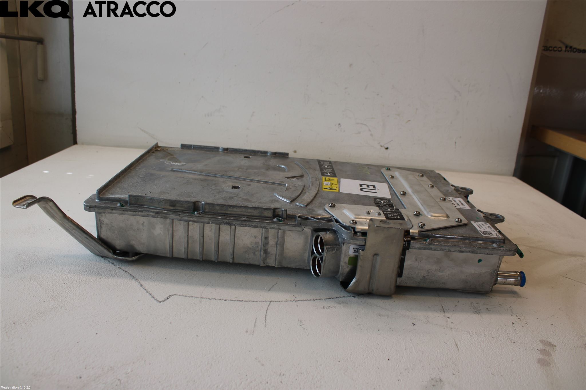 Tesla MODEL S 13- Batteriladdare Högspänning