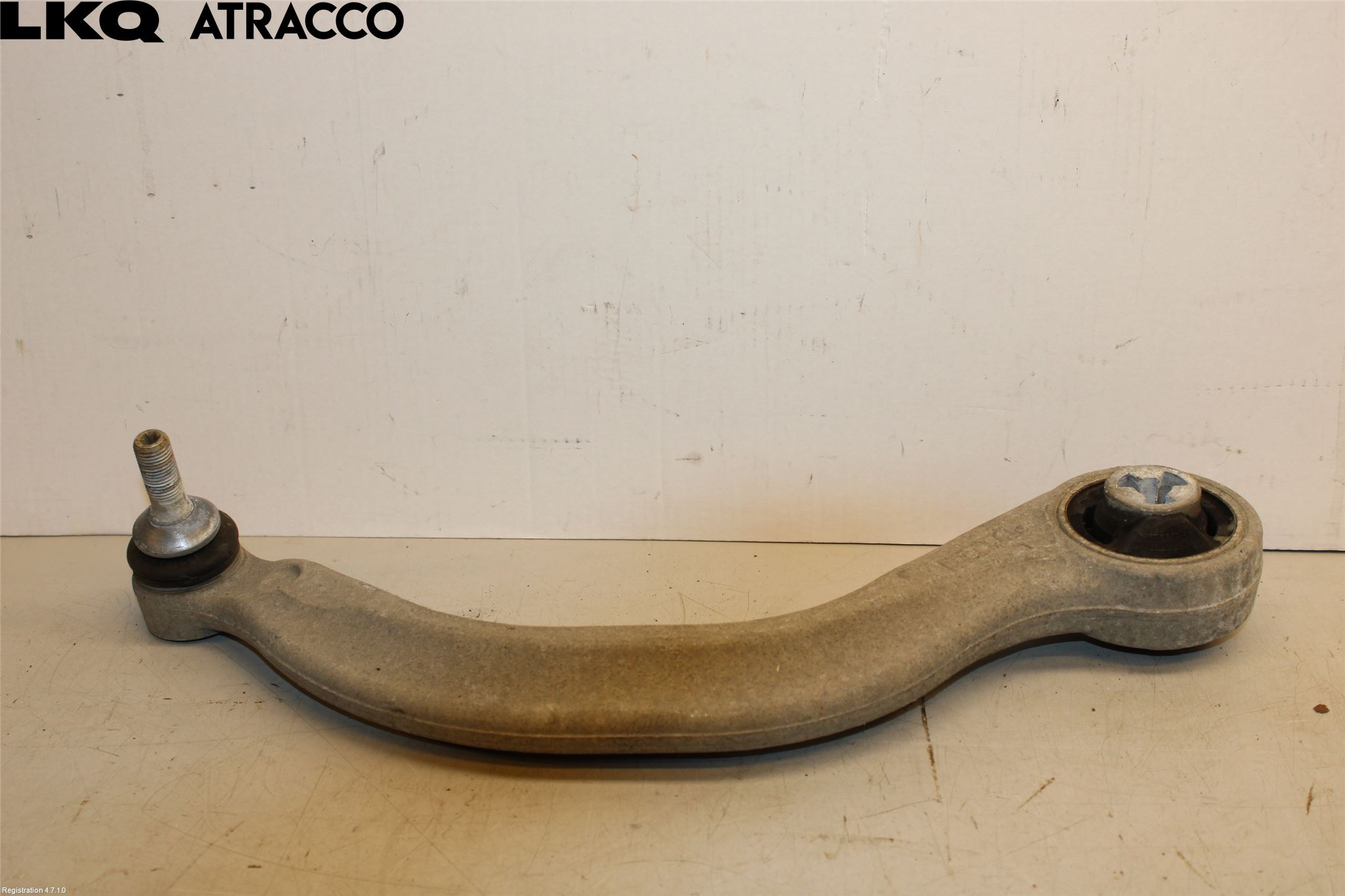 Tesla MODEL Y 21- Bärarm Fram Undre Vä