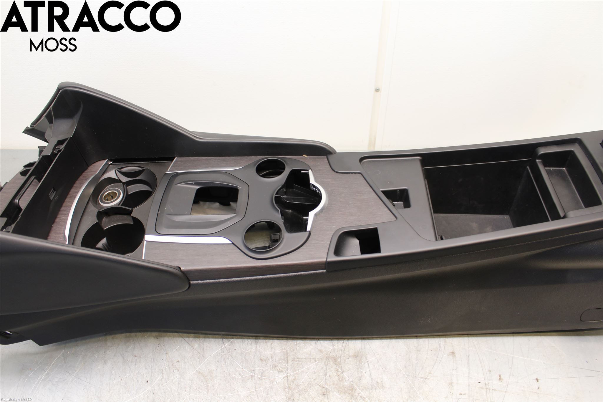 Alfa GIULIA Instrumentkonsoll Mitt