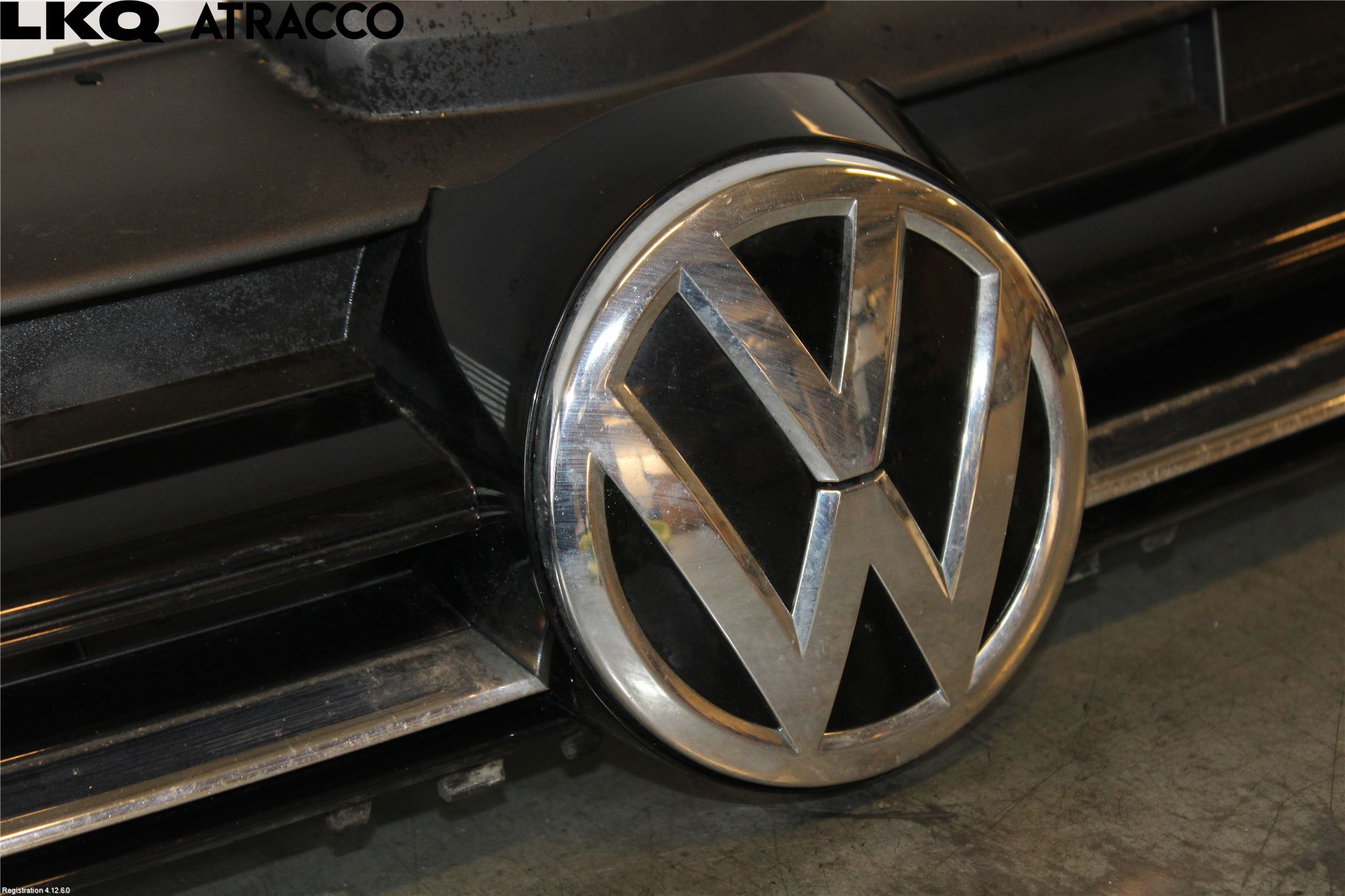 Volkswagen VW GOLF / E-GOLF VII 13-20 Grill Komp