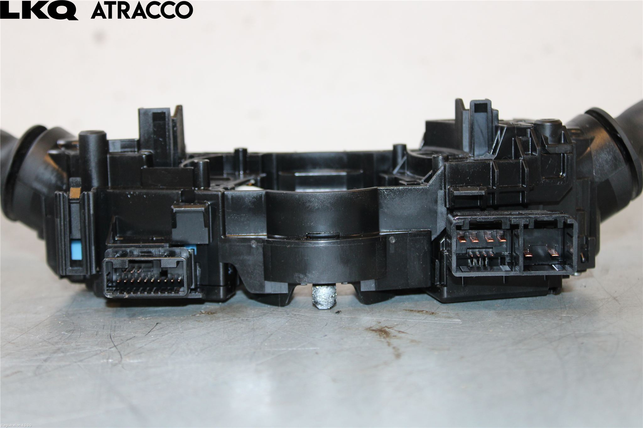 Toyota PRIUS (ZVW50) 16-21 Spakcentral