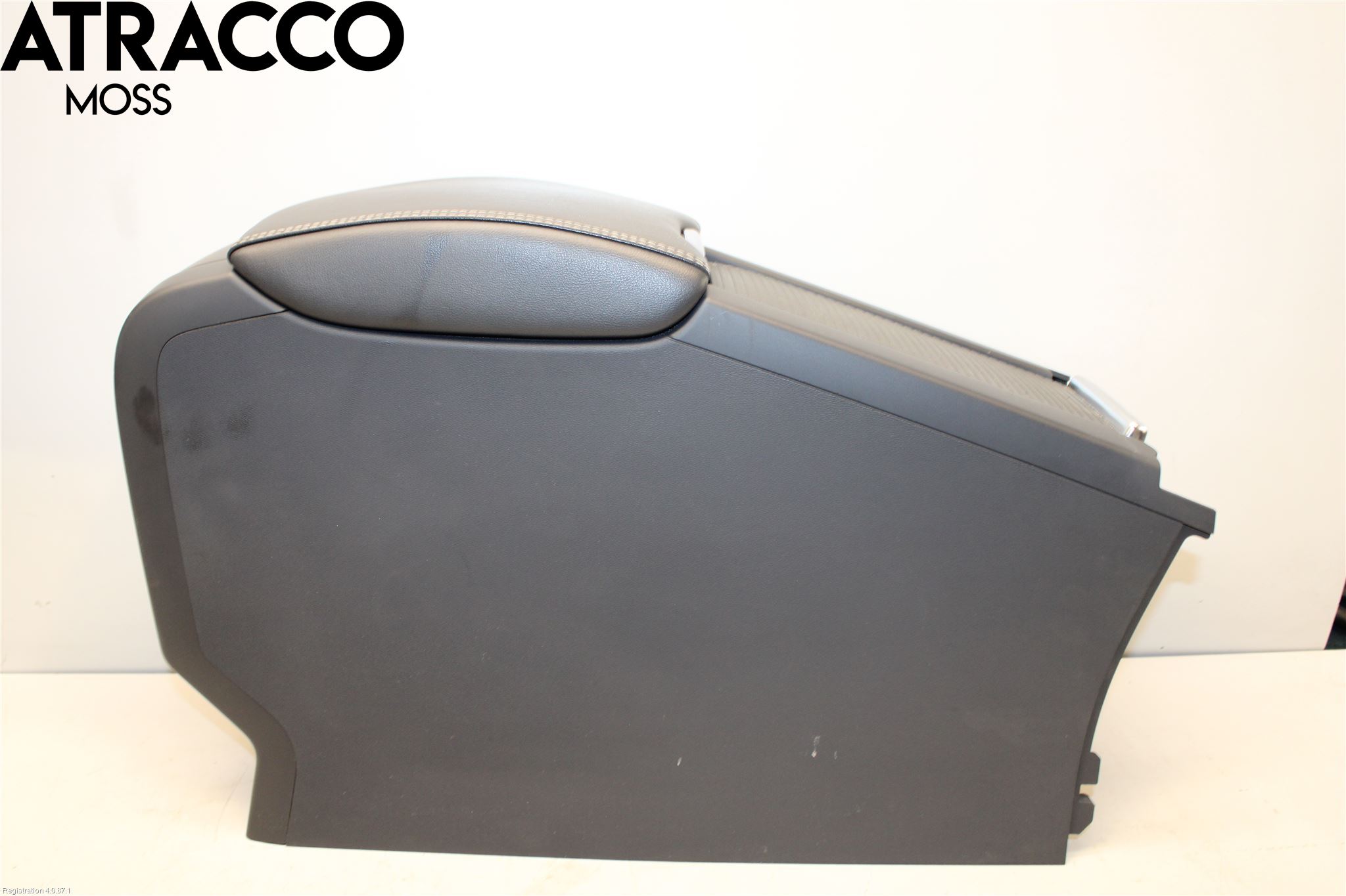 Volvo XC60 14-17 Instrumentkonsoll Mitt