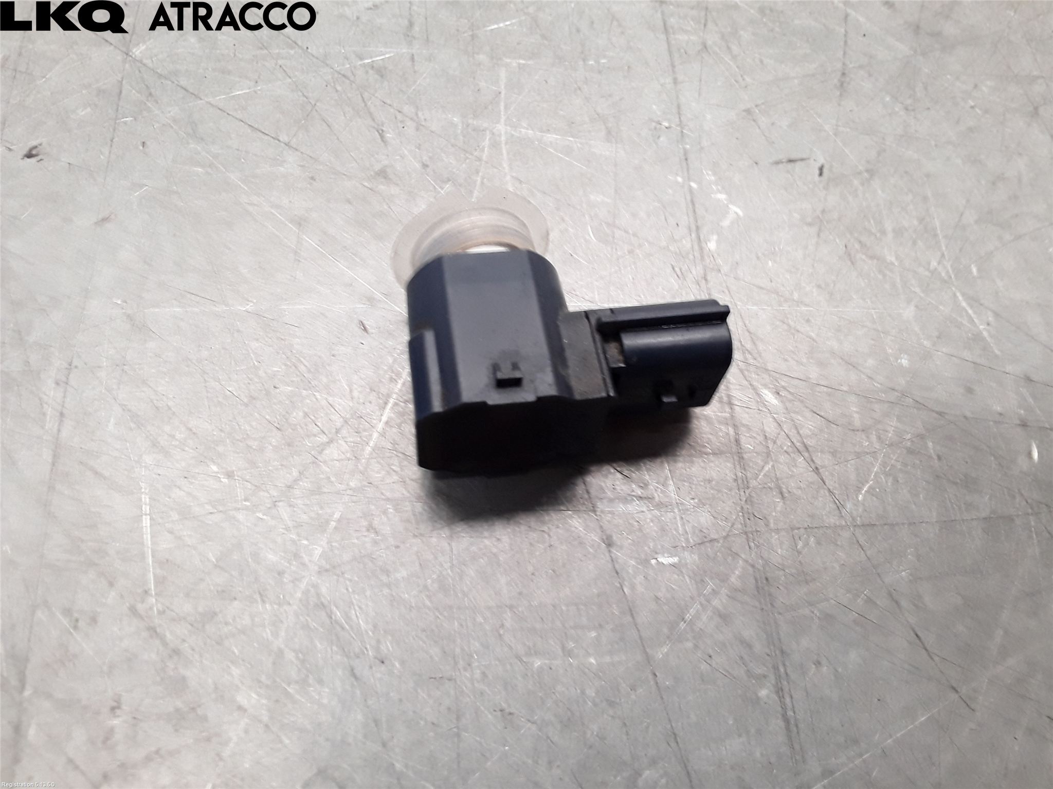 Mitsubishi OUTLANDER 13-21 Parkeringshjälp Frontsensor