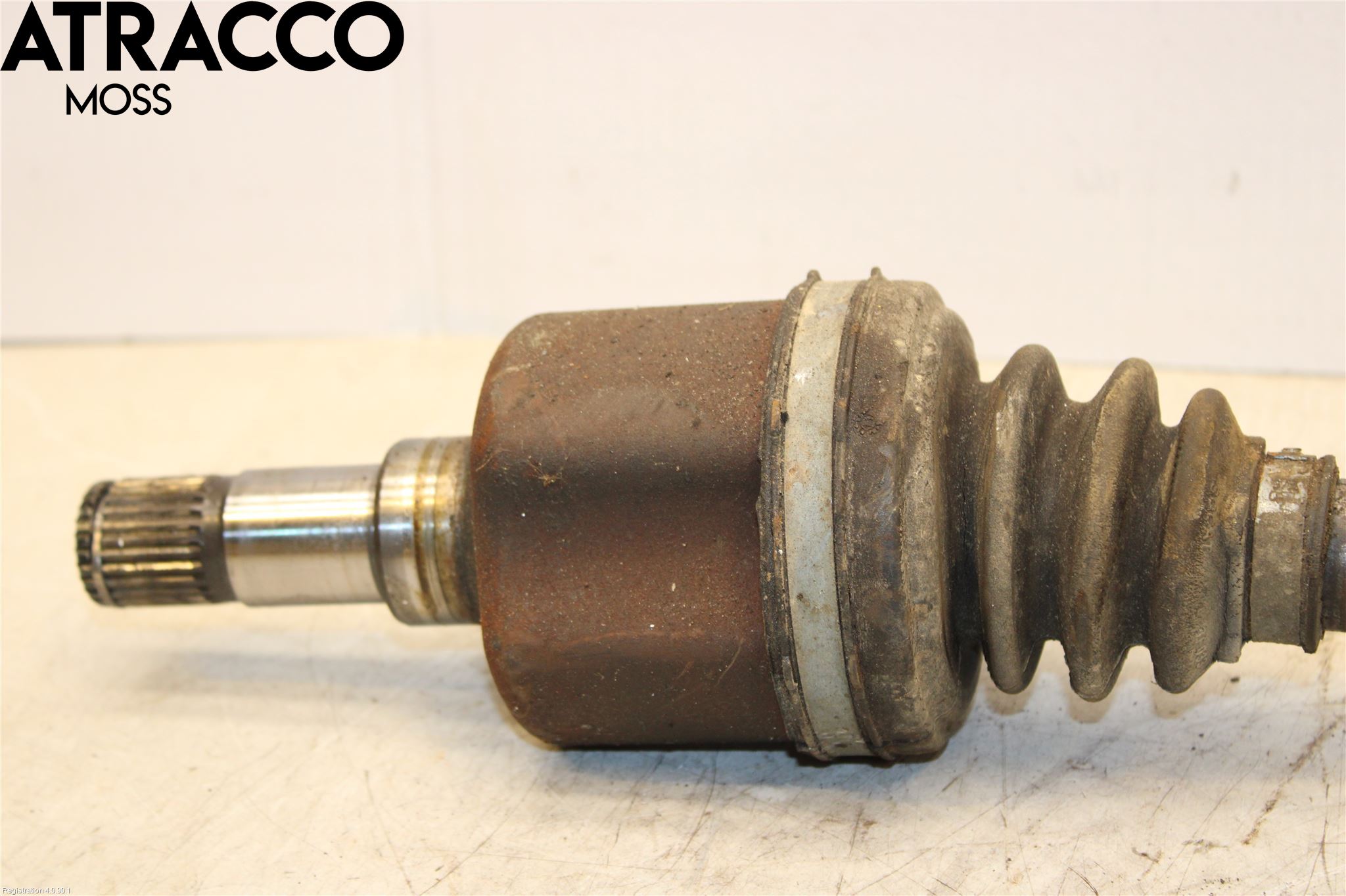 Volvo V70 08-13 Drivaxel Fram Vänster