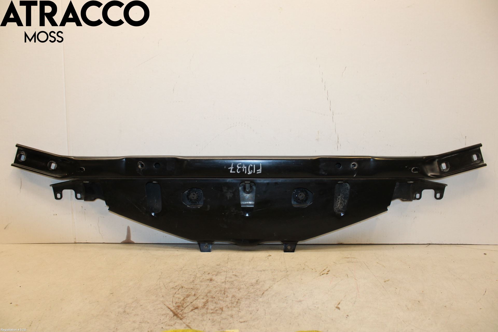 BMW 5 F10/F11/F18 09-17 Front Huvlåsplåt-Balk