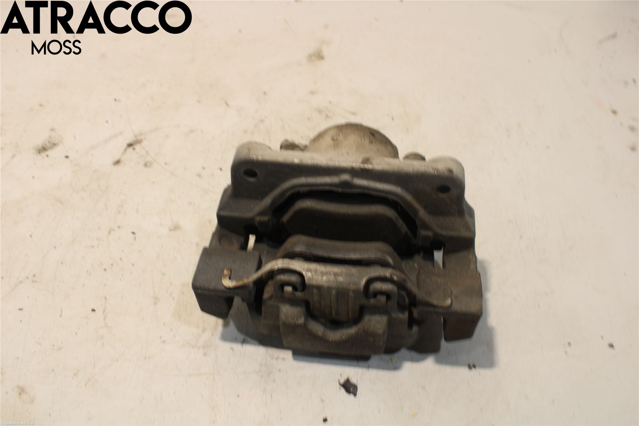 BMW 5 F10/F11/F18 09-17 Bromsok Fram Höger