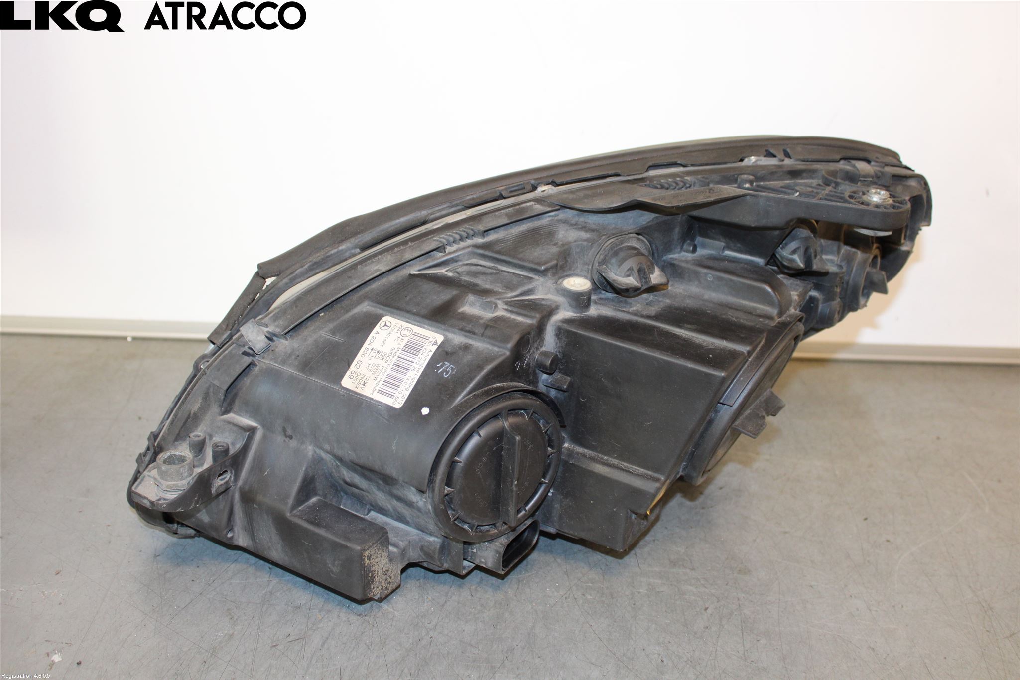 Mercedes-Benz MB C-KLASS (W204) 07-15 Strålkastare Höger