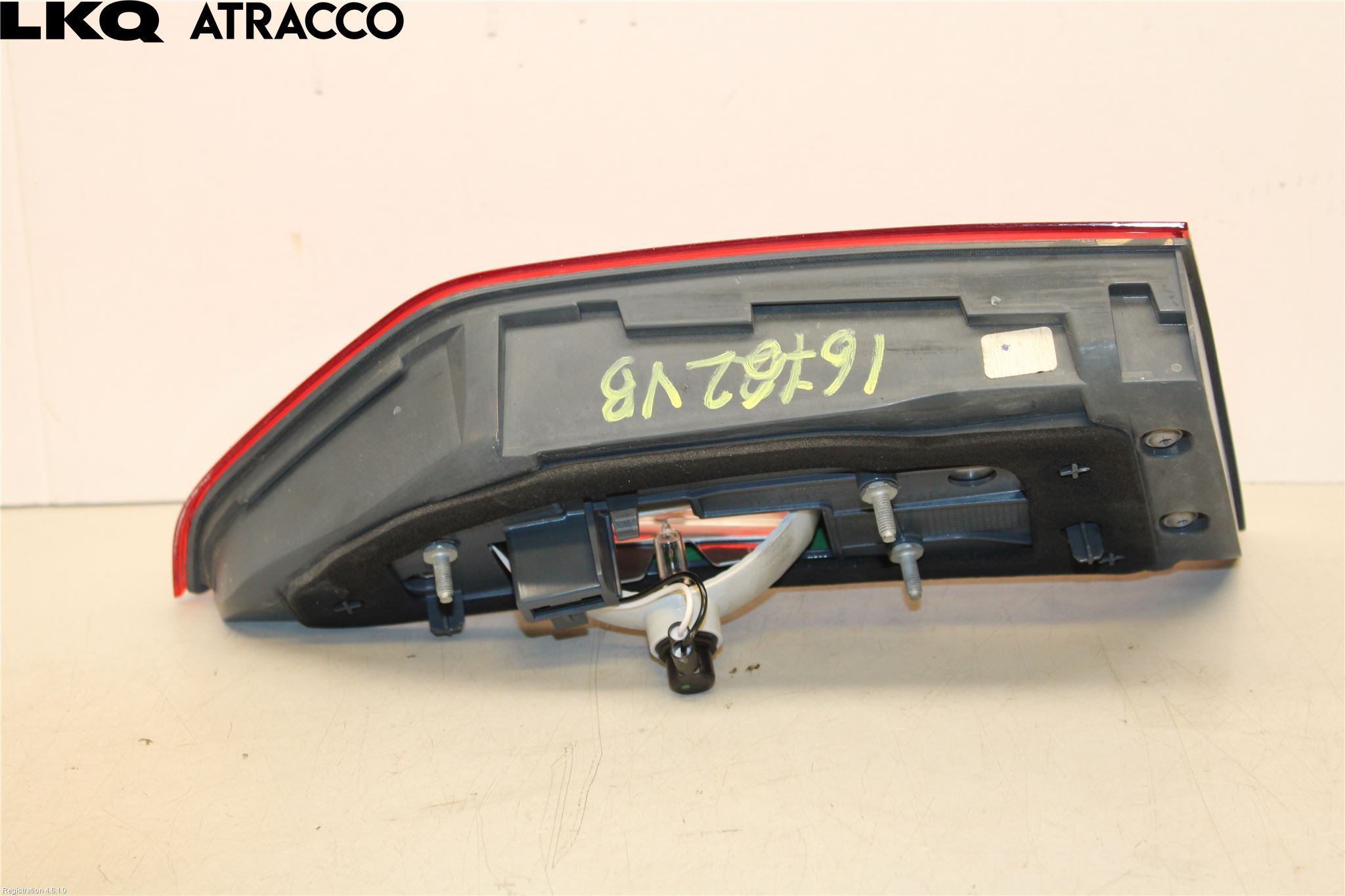 BMW 5 G30/G31/F90 17-23 Bakljus Lucka Hö