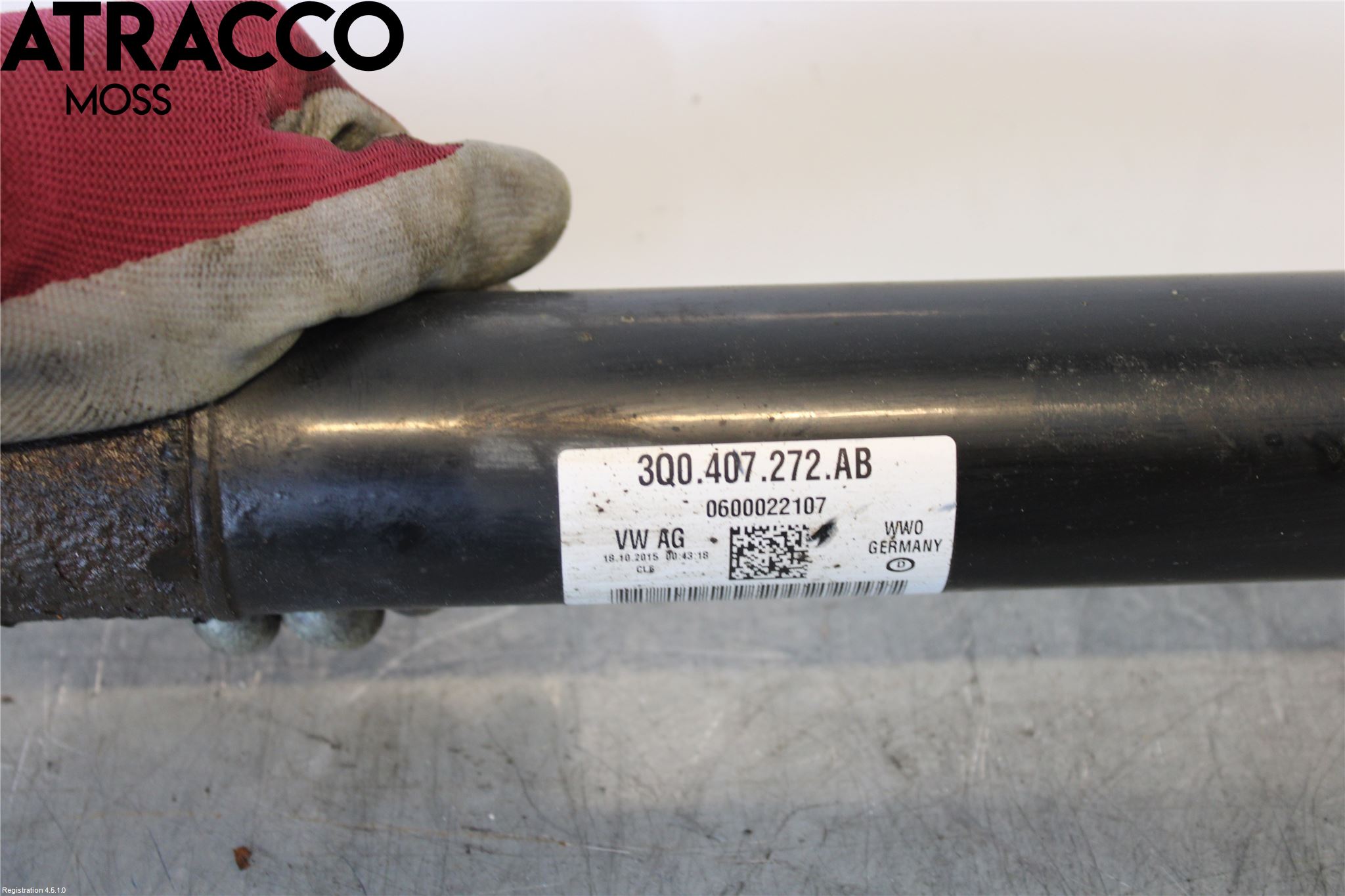 Volkswagen VW CADDY 16-20 Drivaxel Fram Höger