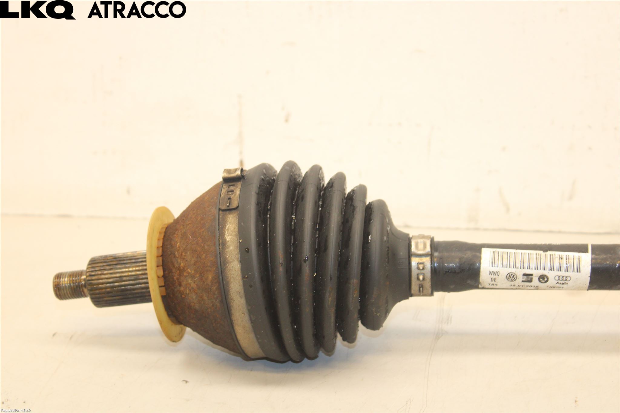 Volkswagen VW POLO VI 18->> Drivaxel Fram Vänster