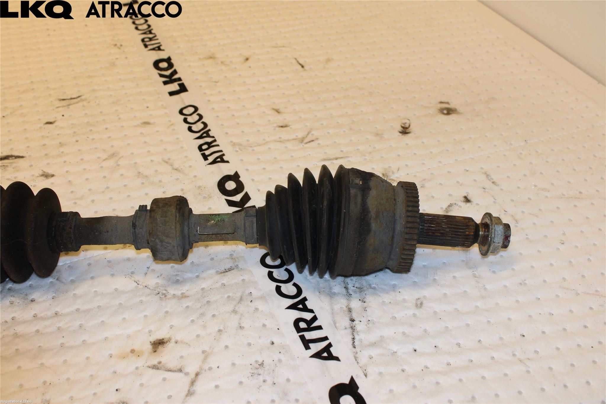 Kia SORENTO 10-14 Drivaxel Fram Vänster