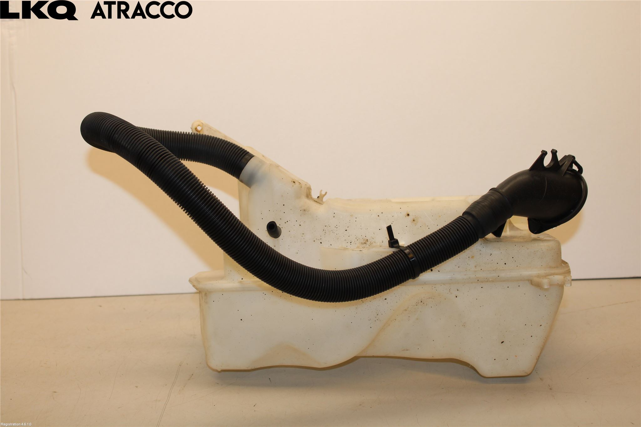 BMW 5 E60/61 Sed/Tou 02-10 Spolartank Vindruta-Strål
