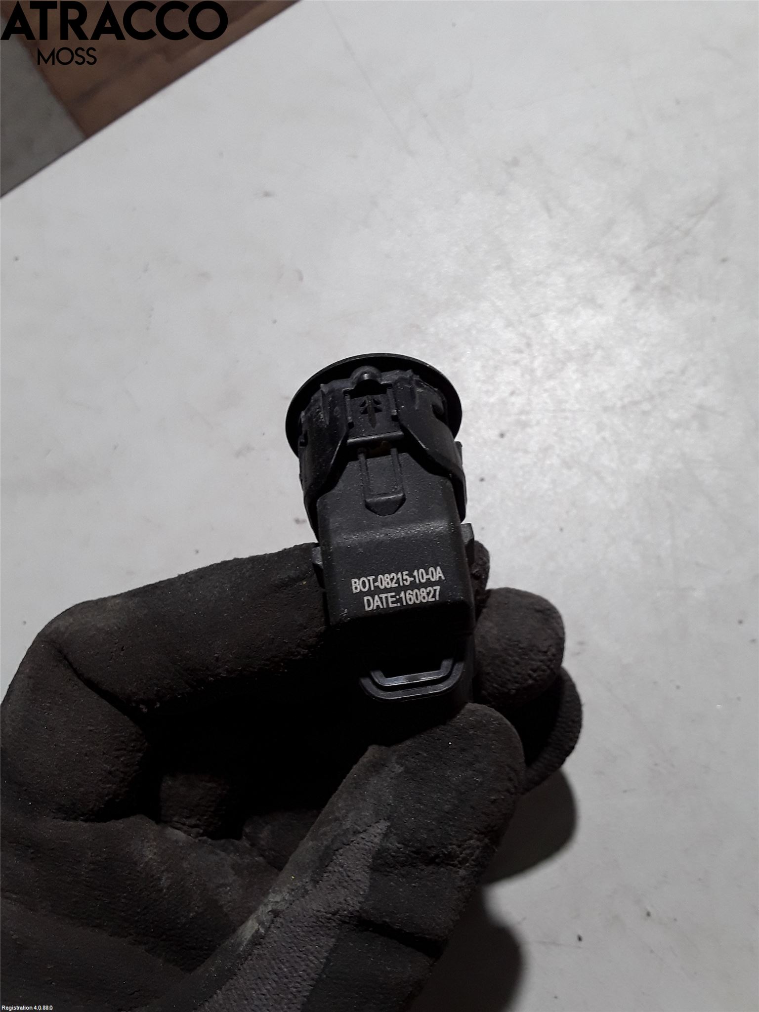 Suzuki VITARA 15- Parkeringshjälp Frontsensor
