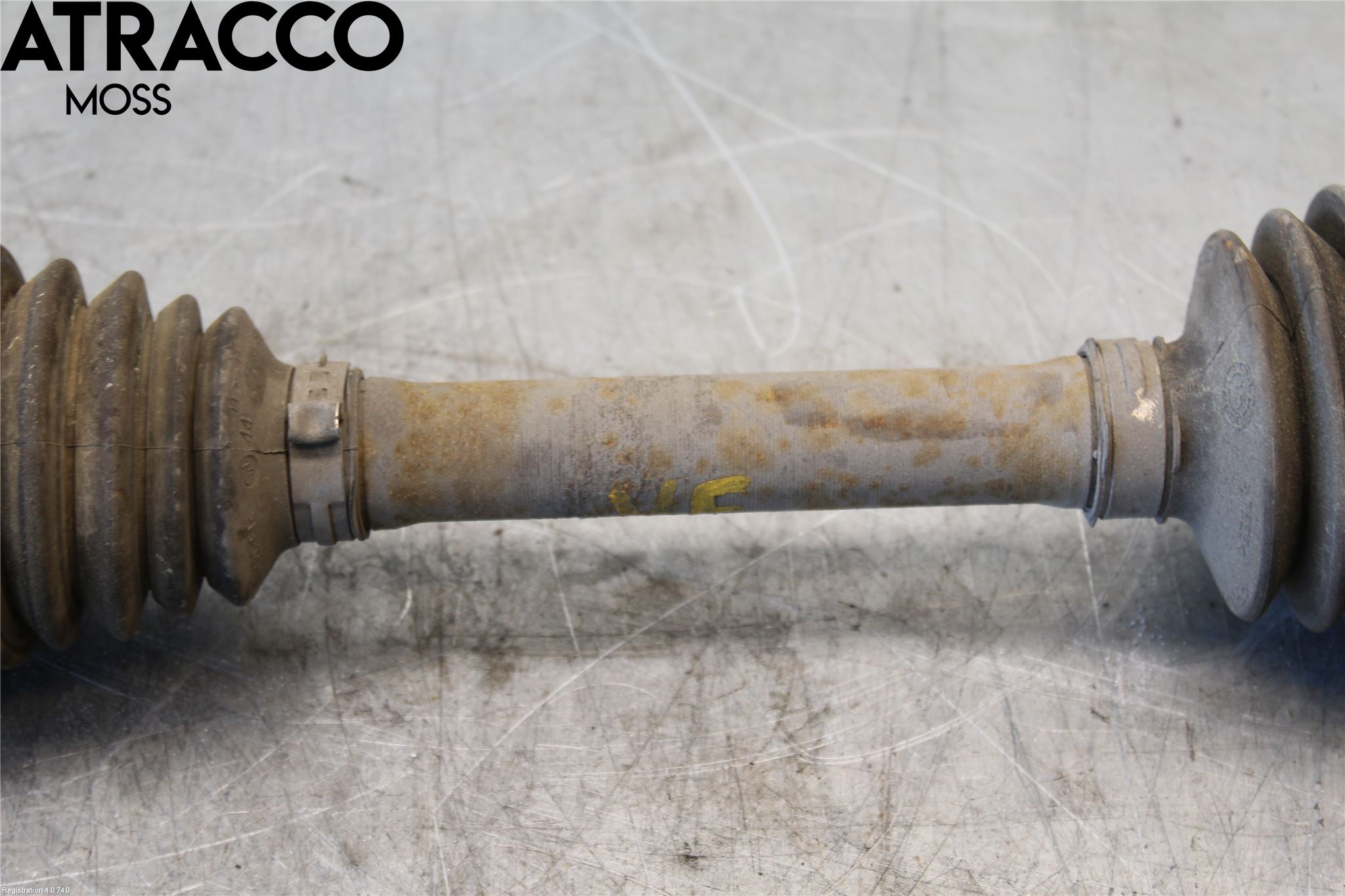 Ford TRANSIT/TOURNEO CONNECT 13-22 Drivaxel Fram Vänster