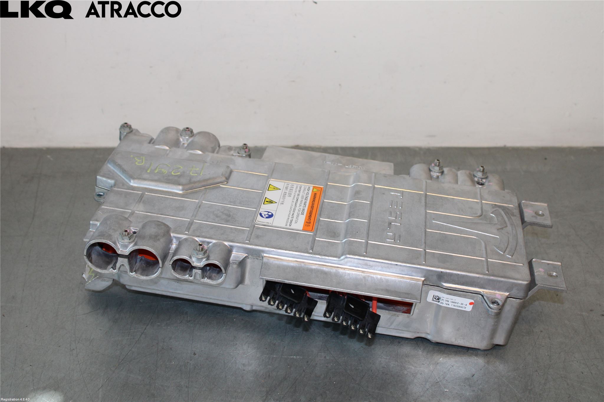 Tesla MODEL S 13- Inverter 12 -> 220 V