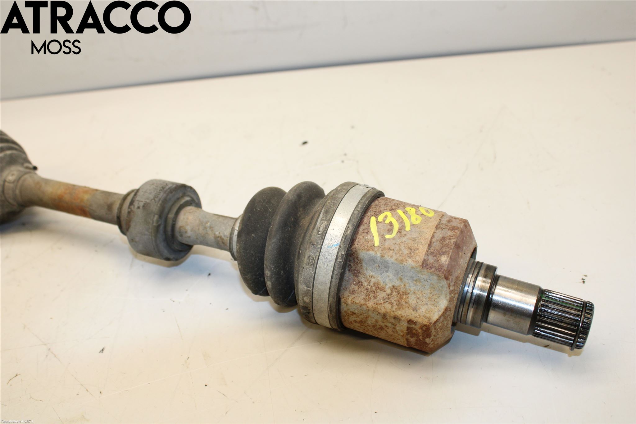 Hyundai ix35 Drivaxel Fram Vänster