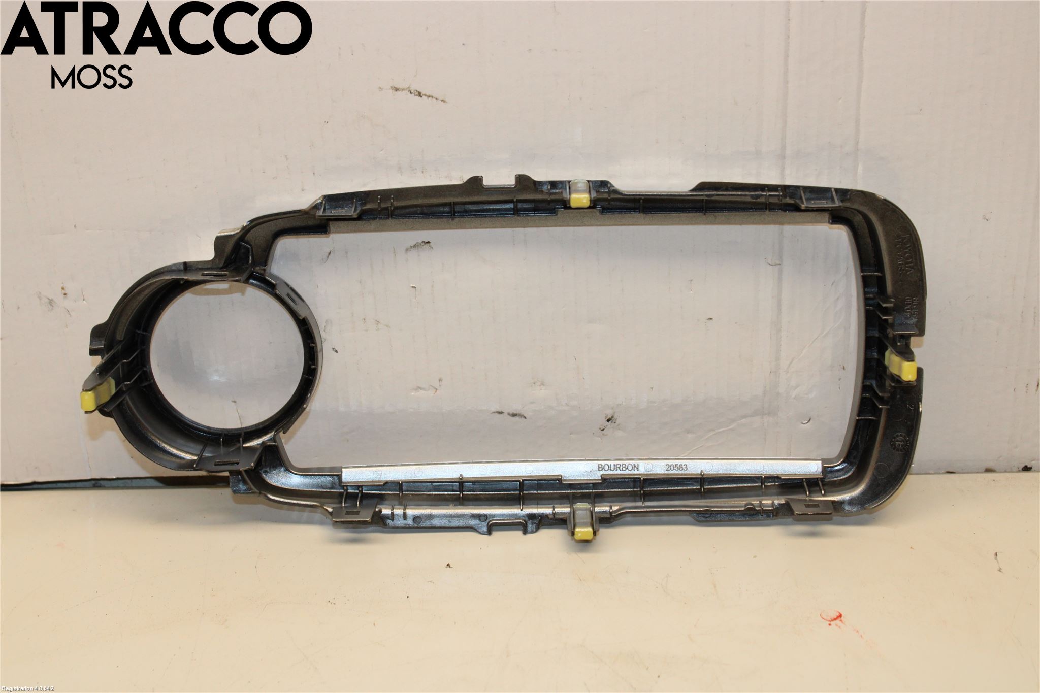 Toyota YARIS XP130 12-14 Instrument-Radio Sarg