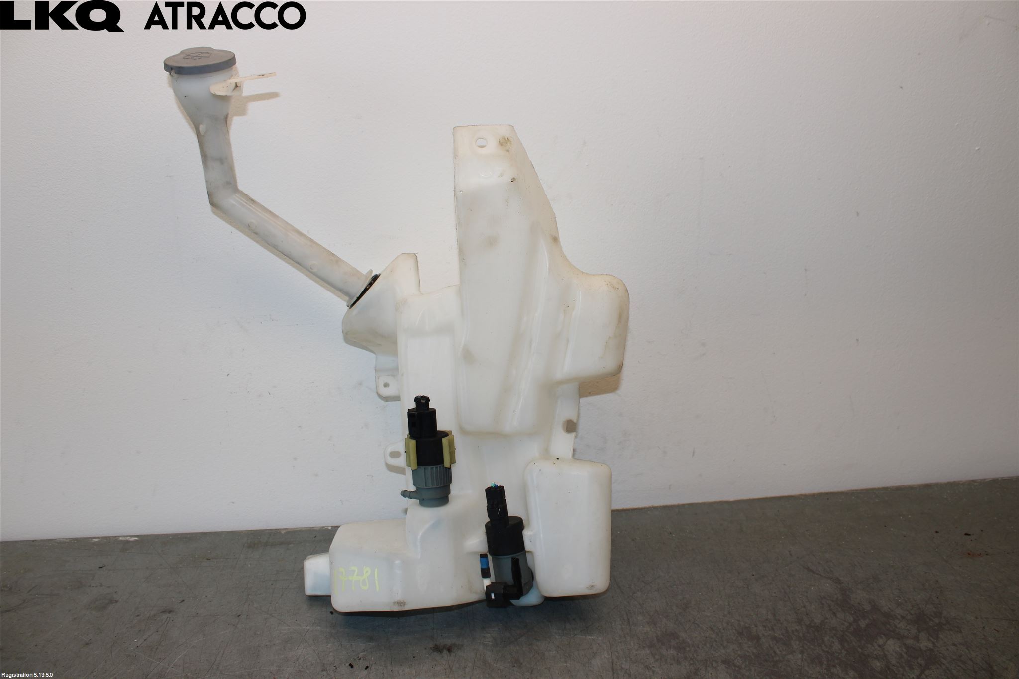 Nissan QASHQAI 14-17 Spolartank Vindruta