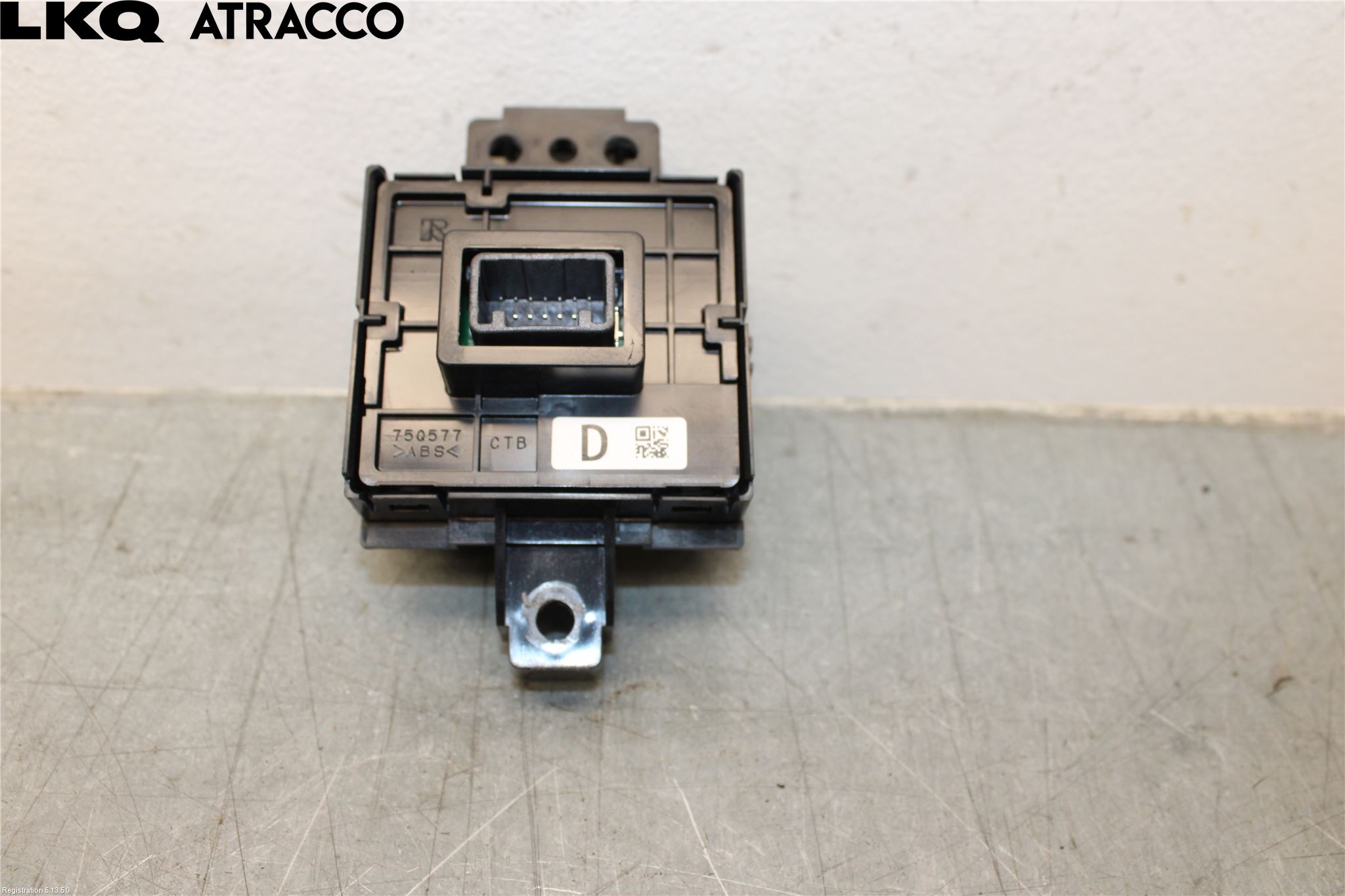 Toyota bZ4X EA10 22- Strömställare Antispinn