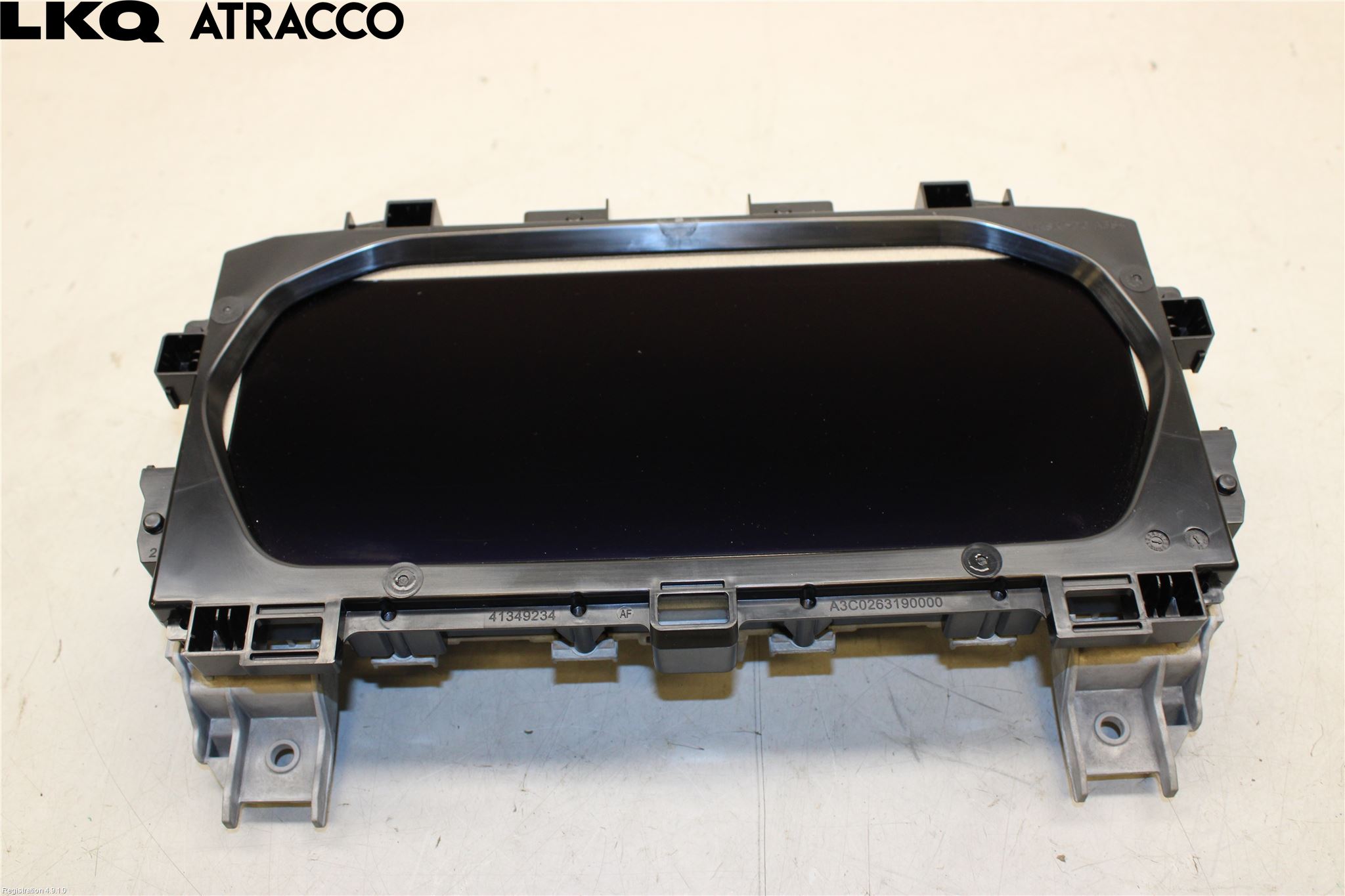 Audi Q4 E-TRON FZ 22- Instrumentkonsoll Mitt