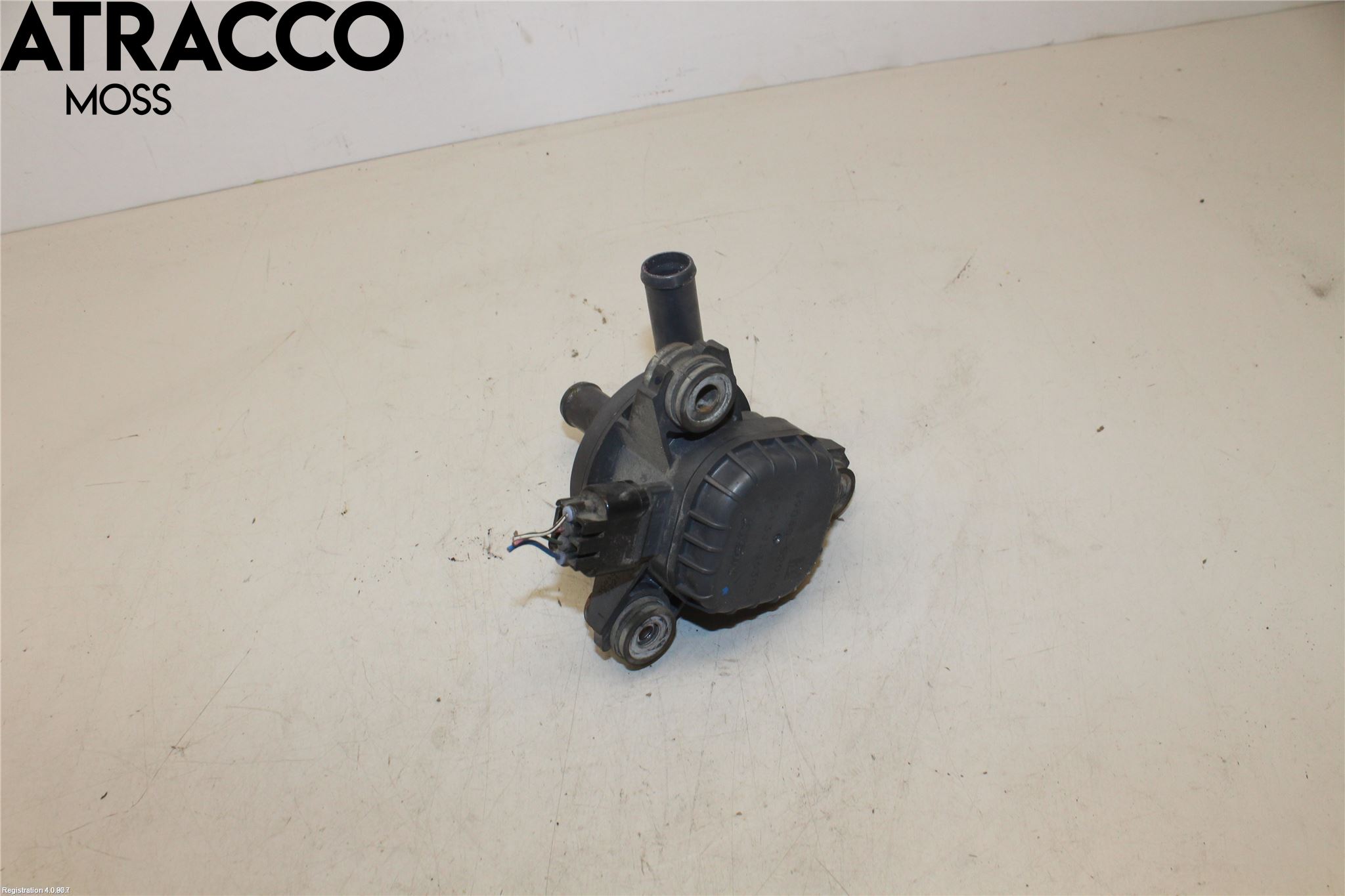 Toyota YARIS XP130 12-14 Vattenpump