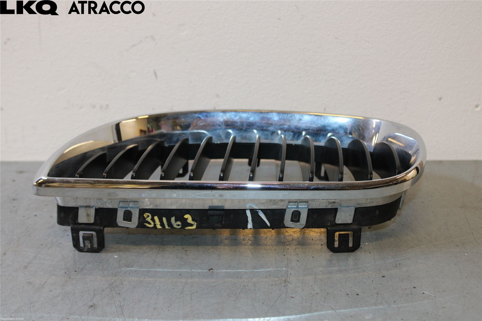BMW 1 E87/81 5D/3D 03-11 Grilldel Vänster
