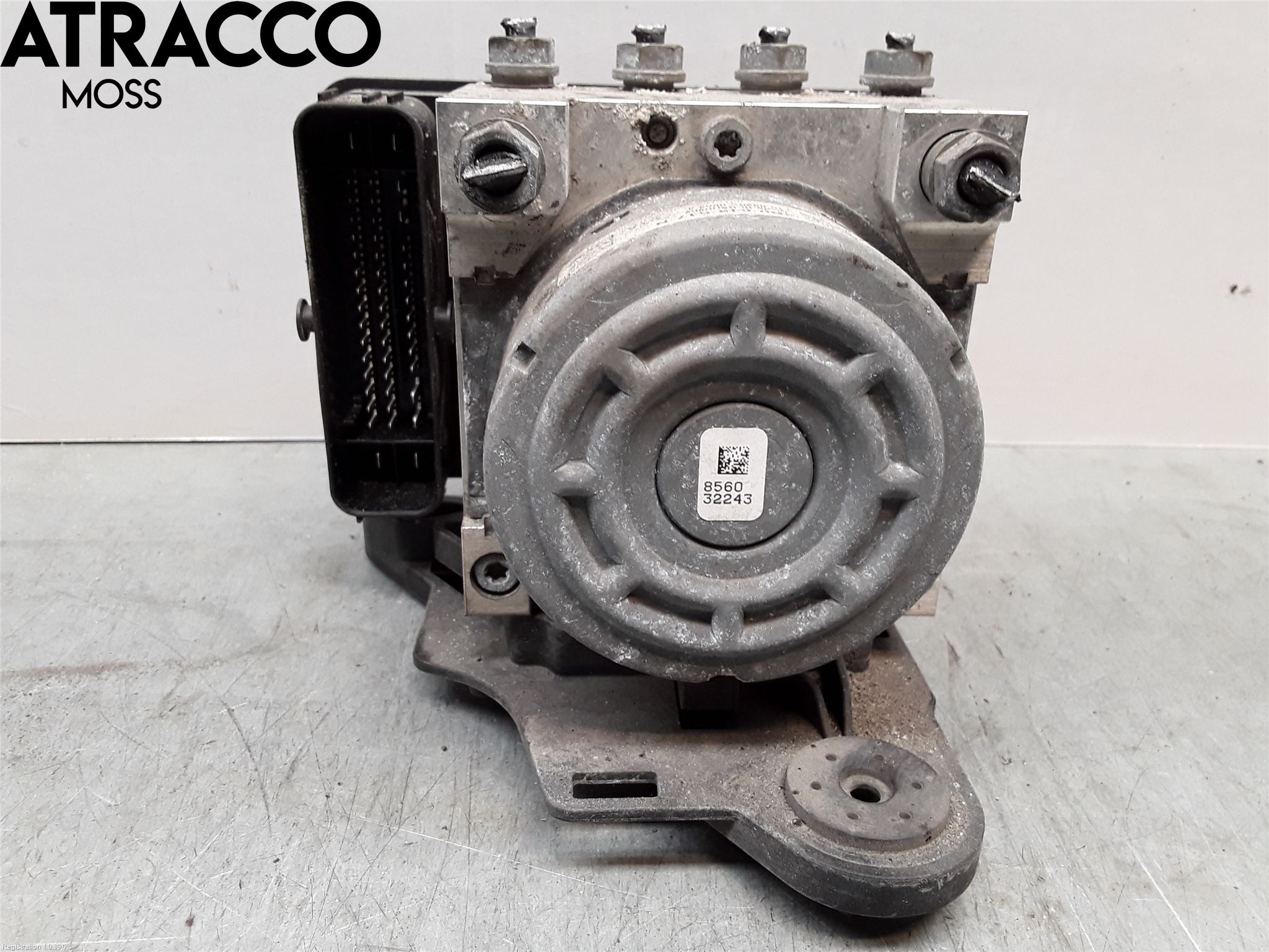 Volkswagen VW PASSAT 15-19 Abs Hydraulpump