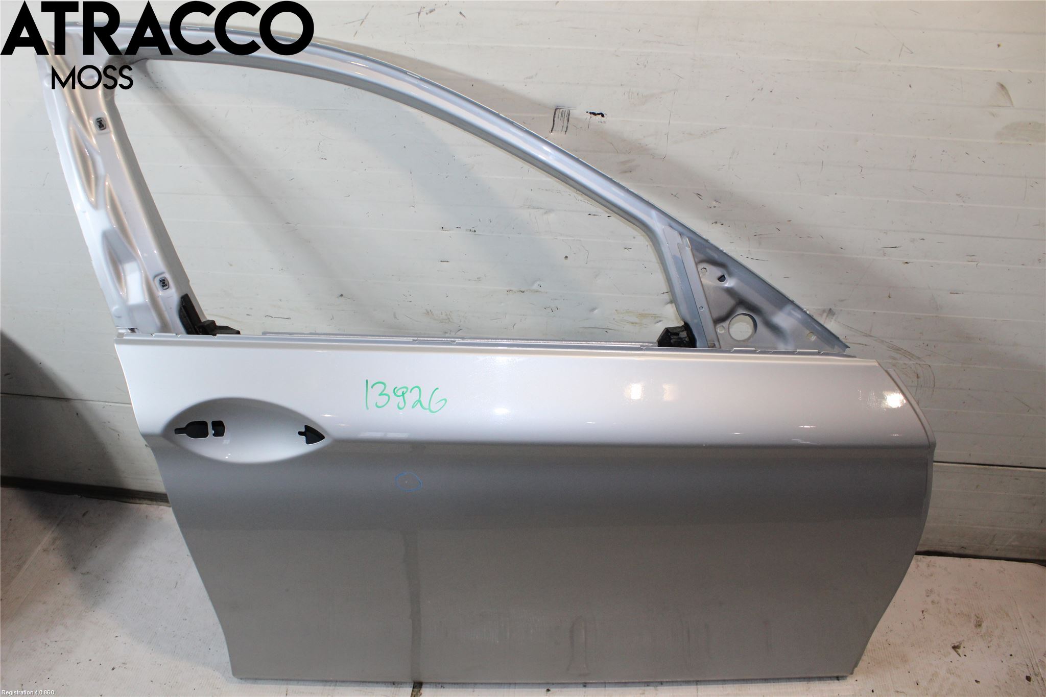 BMW 5 F10/F11/F18 09-17 Dörr Fram Höger