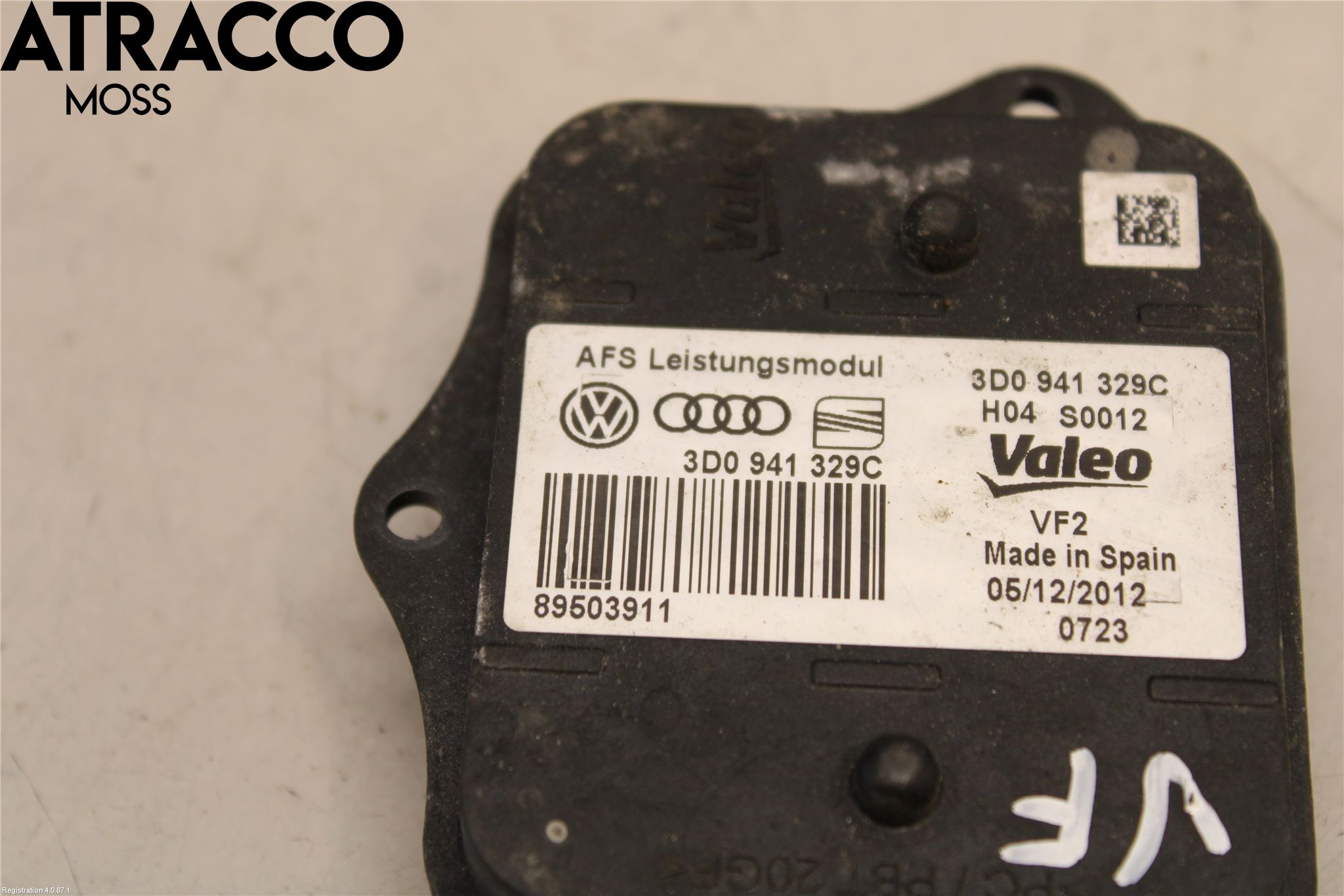 Volkswagen VW PASSAT 11-14 Styrenhet Strålkastare