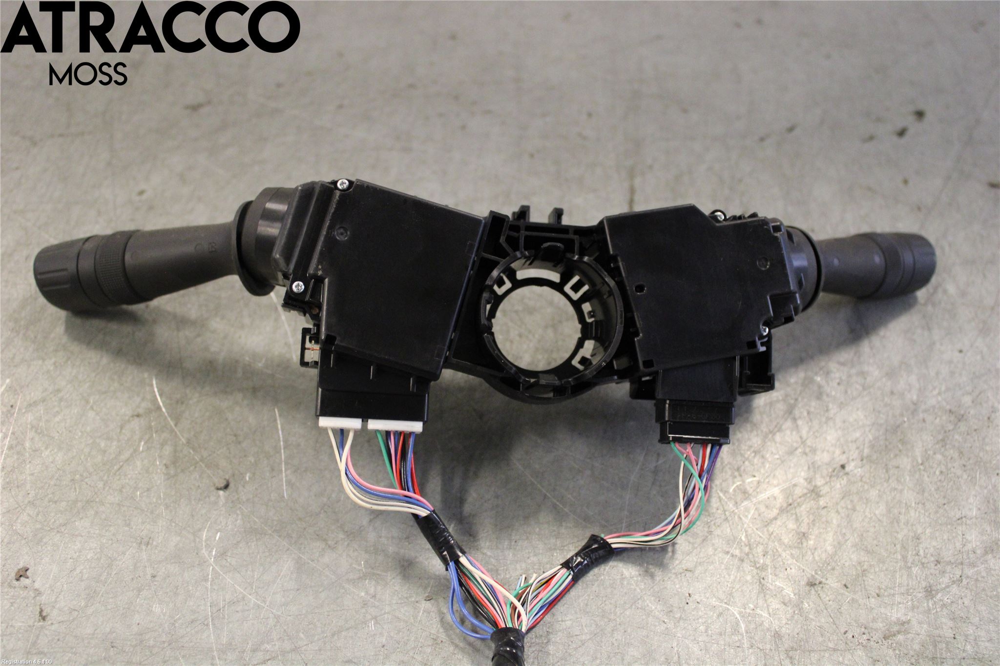 Toyota AURIS 13-19 Spakcentral