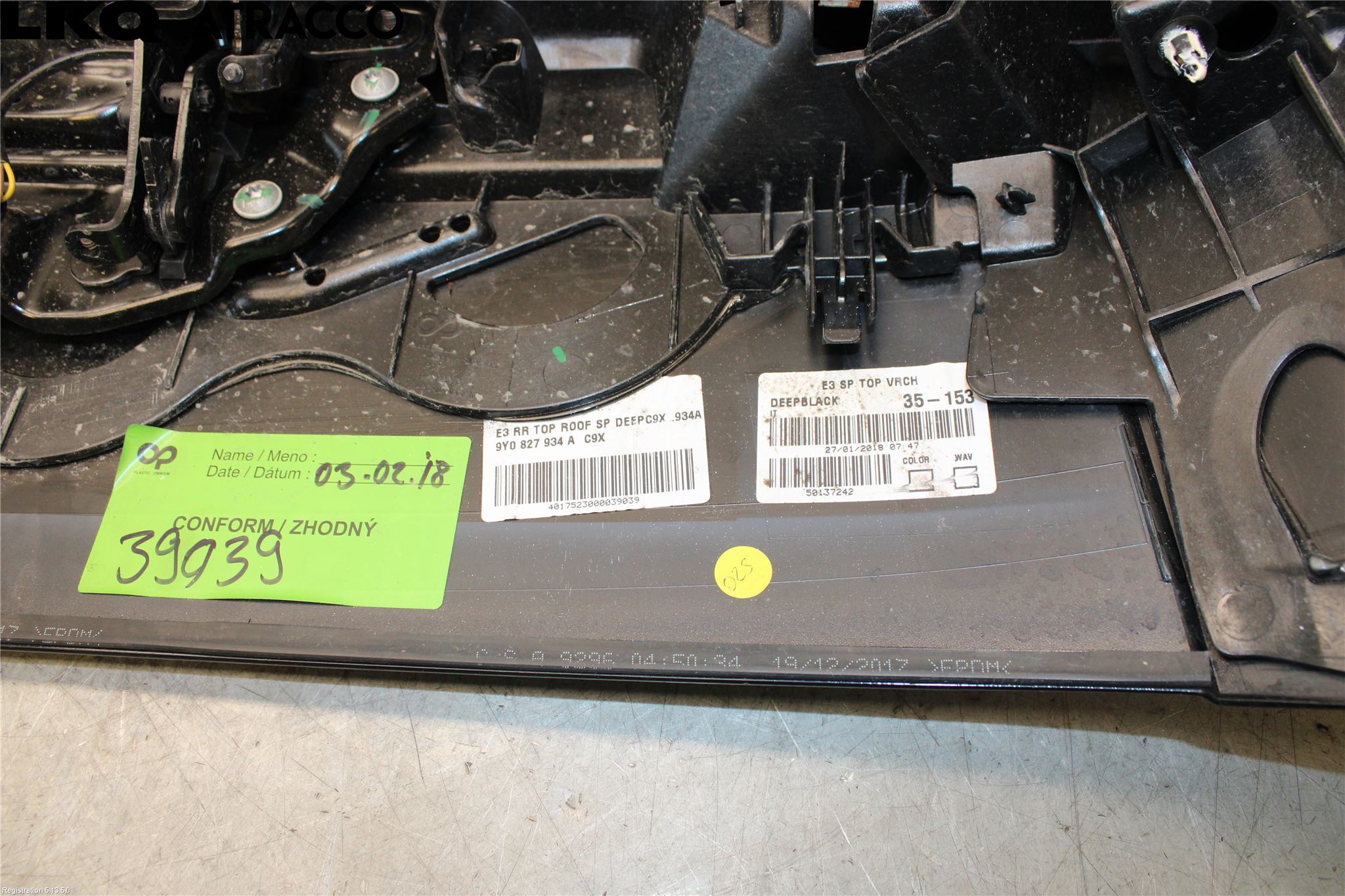 Porsche CAYENNE 03- Spoiler Baklucka