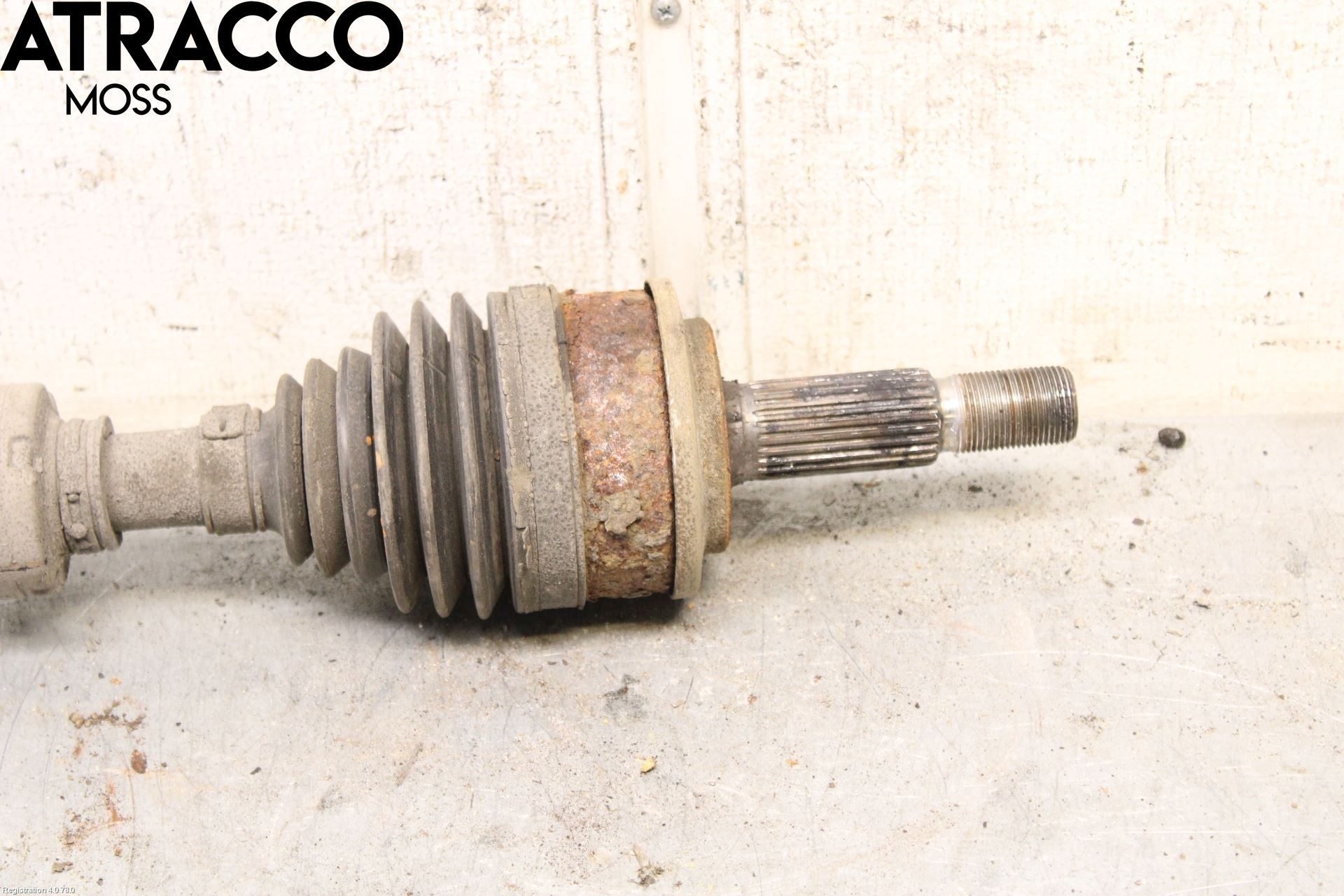 Toyota AURIS 13-19 Drivaxel Fram Vänster