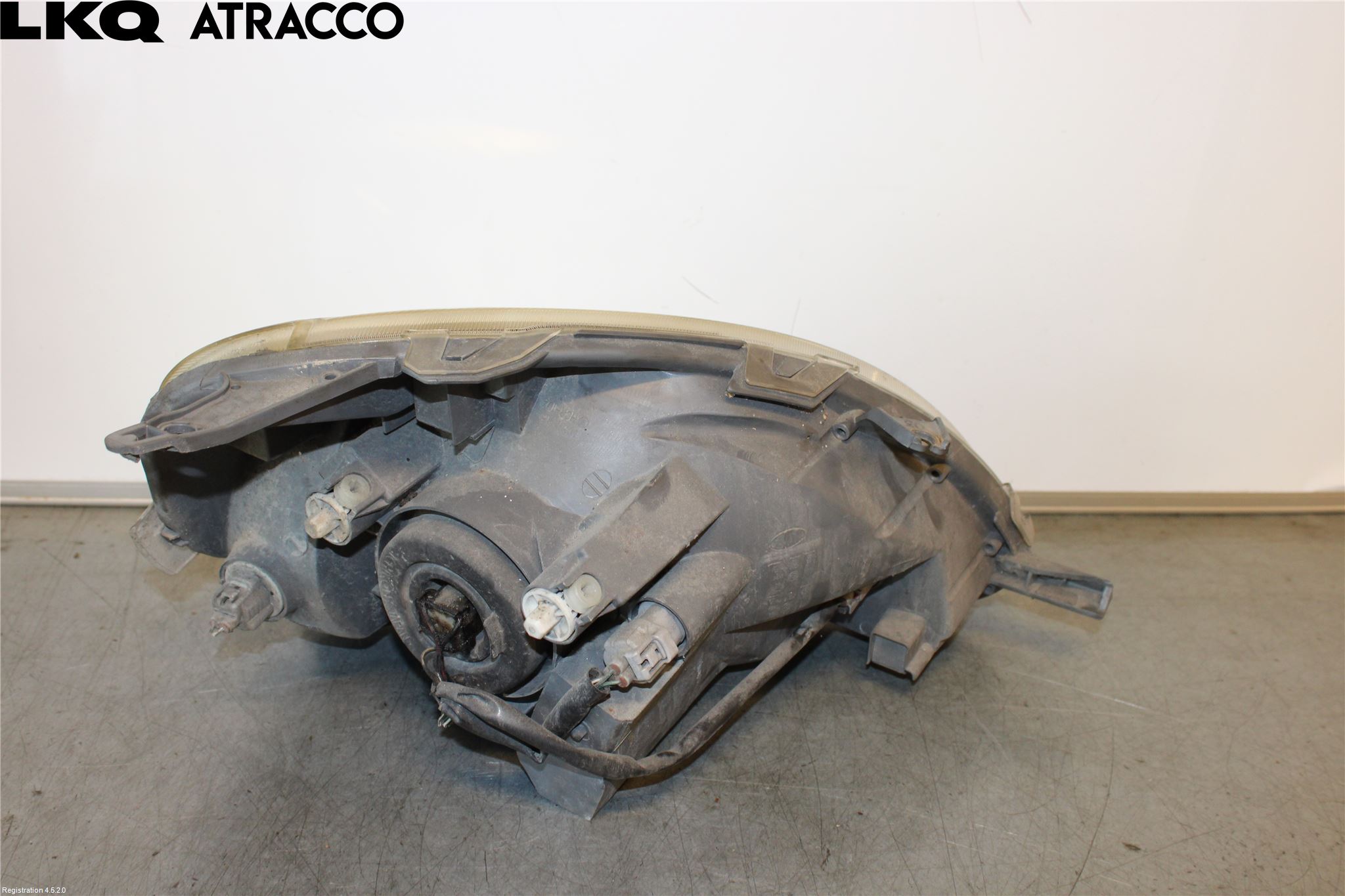 Toyota YARIS P1 03-05 Strålkastare Vänster