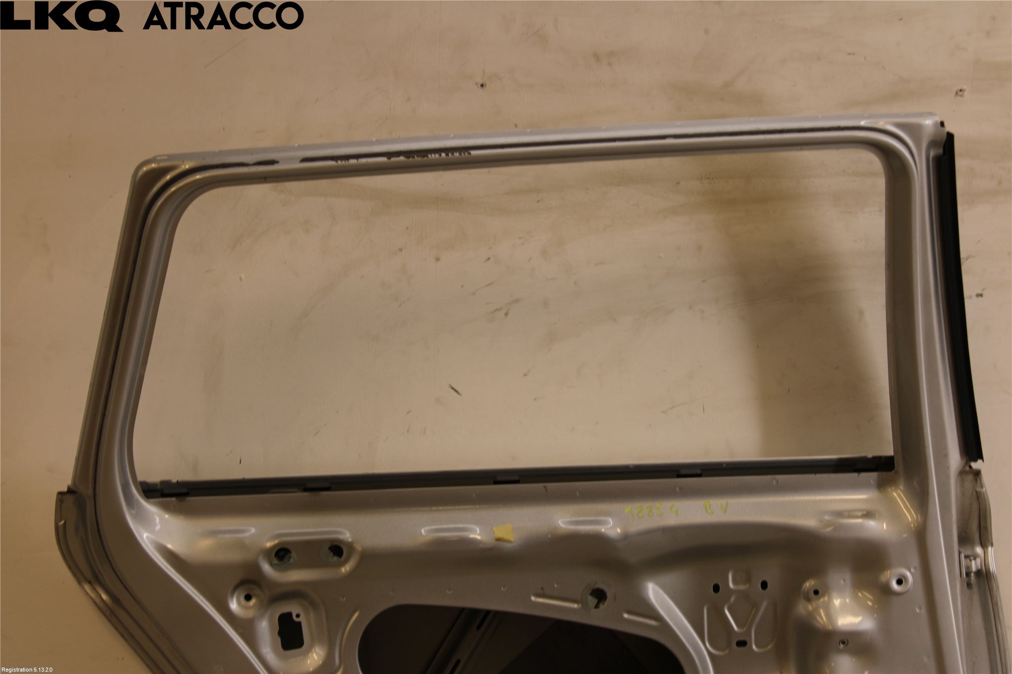 Volkswagen VW PASSAT 15-19 Dörr Bak Vänster