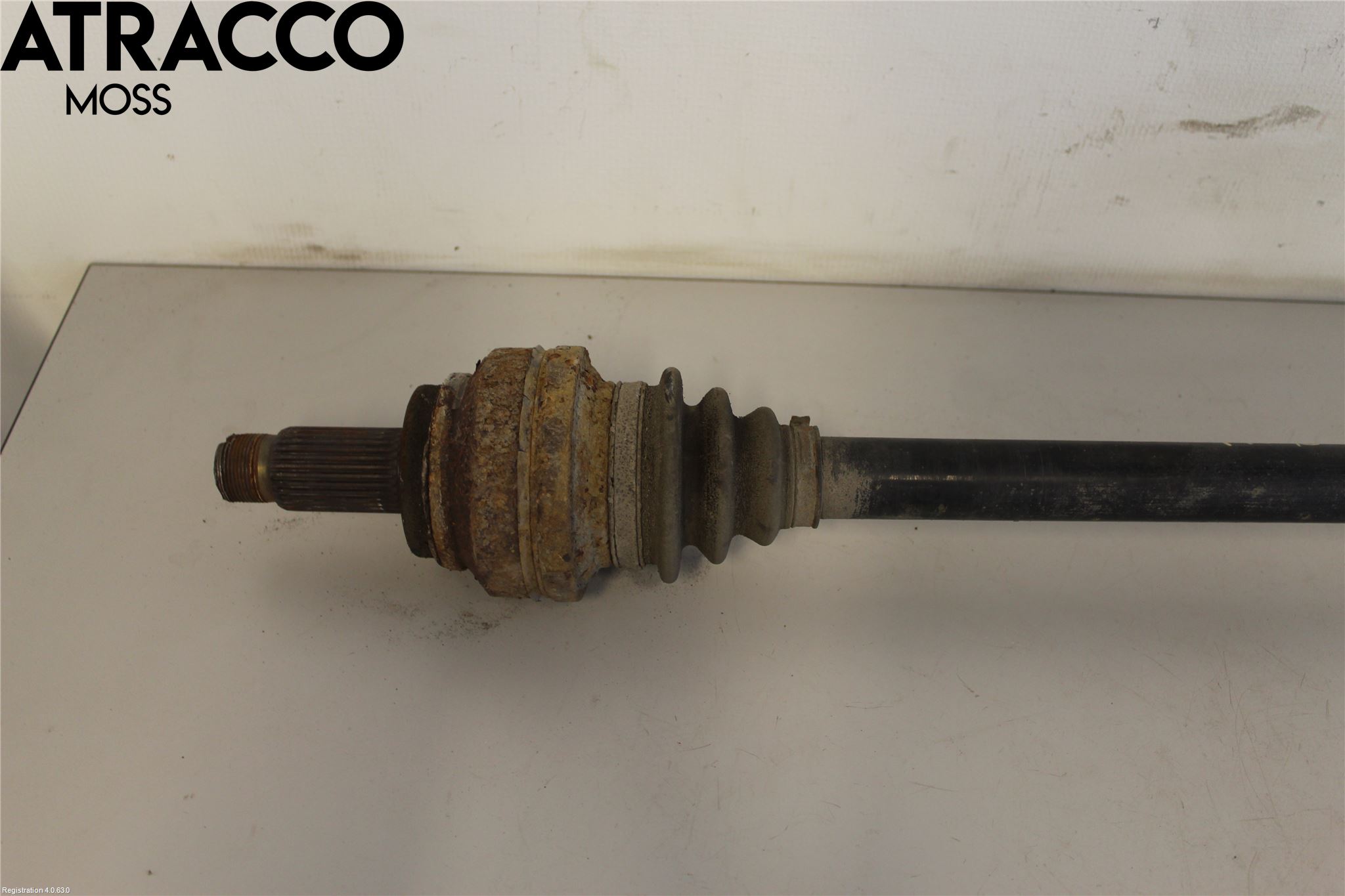 BMW 7 F01/02/03/04 09-15 Drivaxel Bak Höger